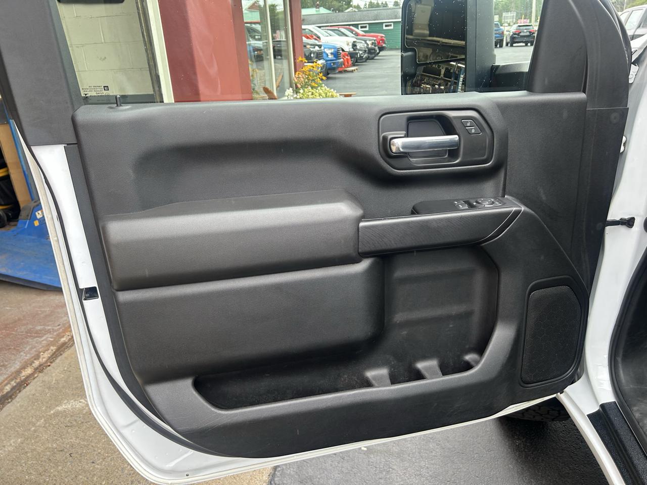 GMC Sierra 3500HD 4WD Reg Cab 142" Pro 2022