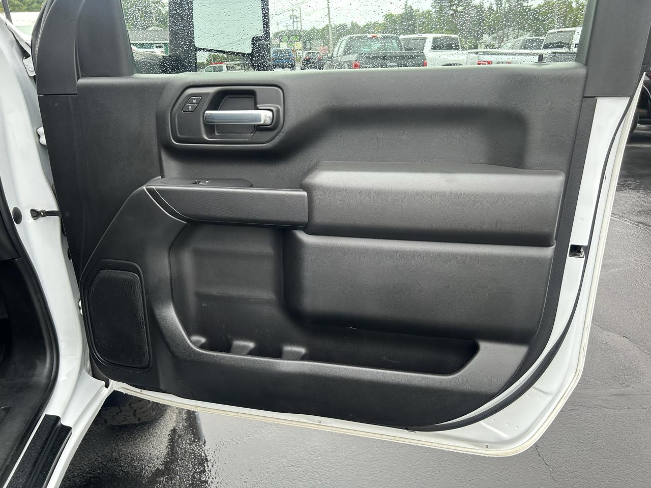 GMC Sierra 3500HD 4WD Reg Cab 142" Pro 2022