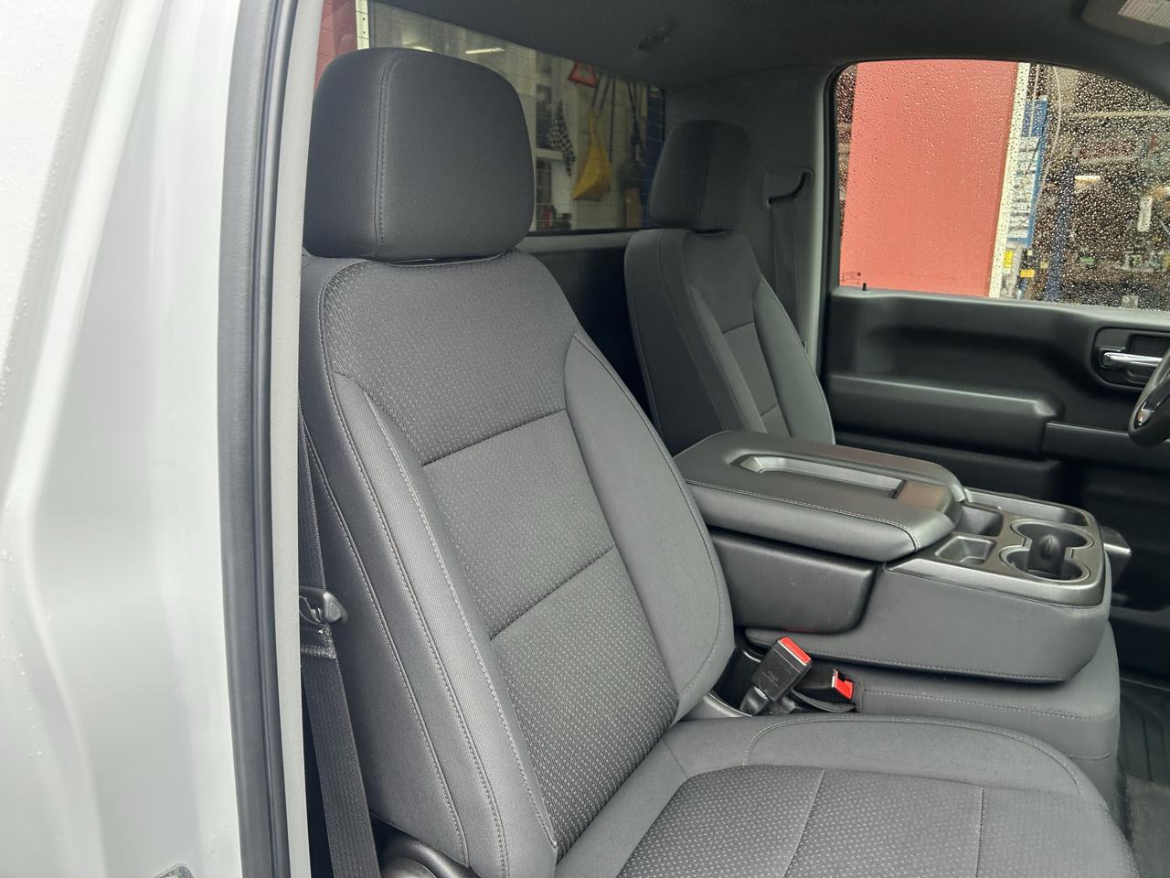 GMC Sierra 3500HD 4WD Reg Cab 142" Pro 2022