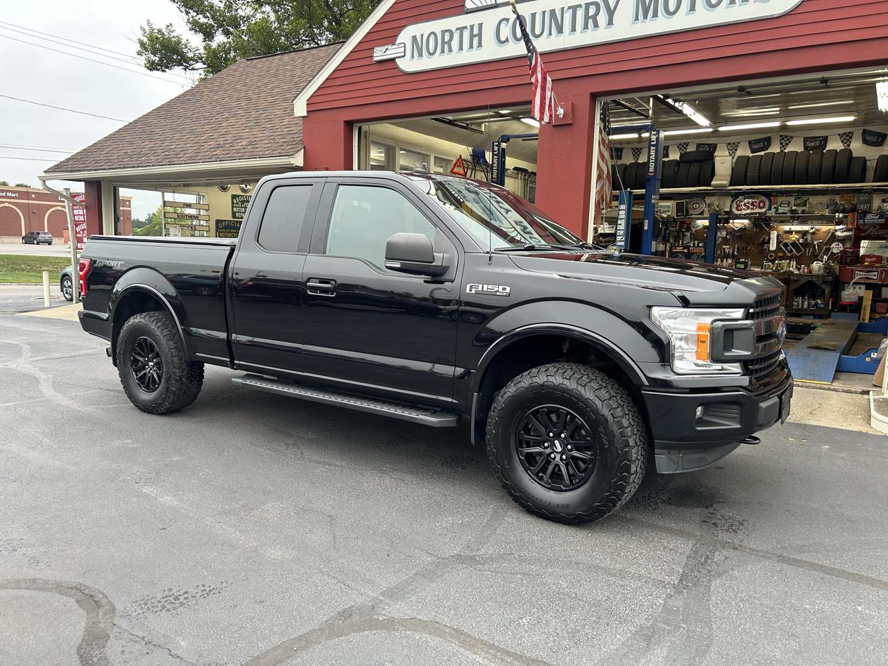 Ford F-150 4WD SuperCab 145" XLT 2019