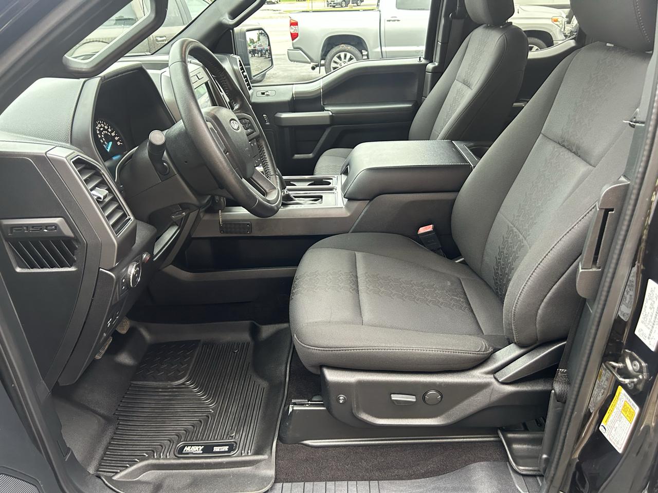 Ford F-150 4WD SuperCab 145" XLT 2019