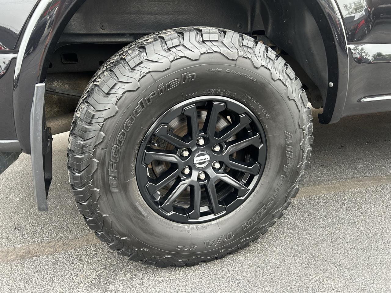 Ford F-150 4WD SuperCab 145" XLT 2019