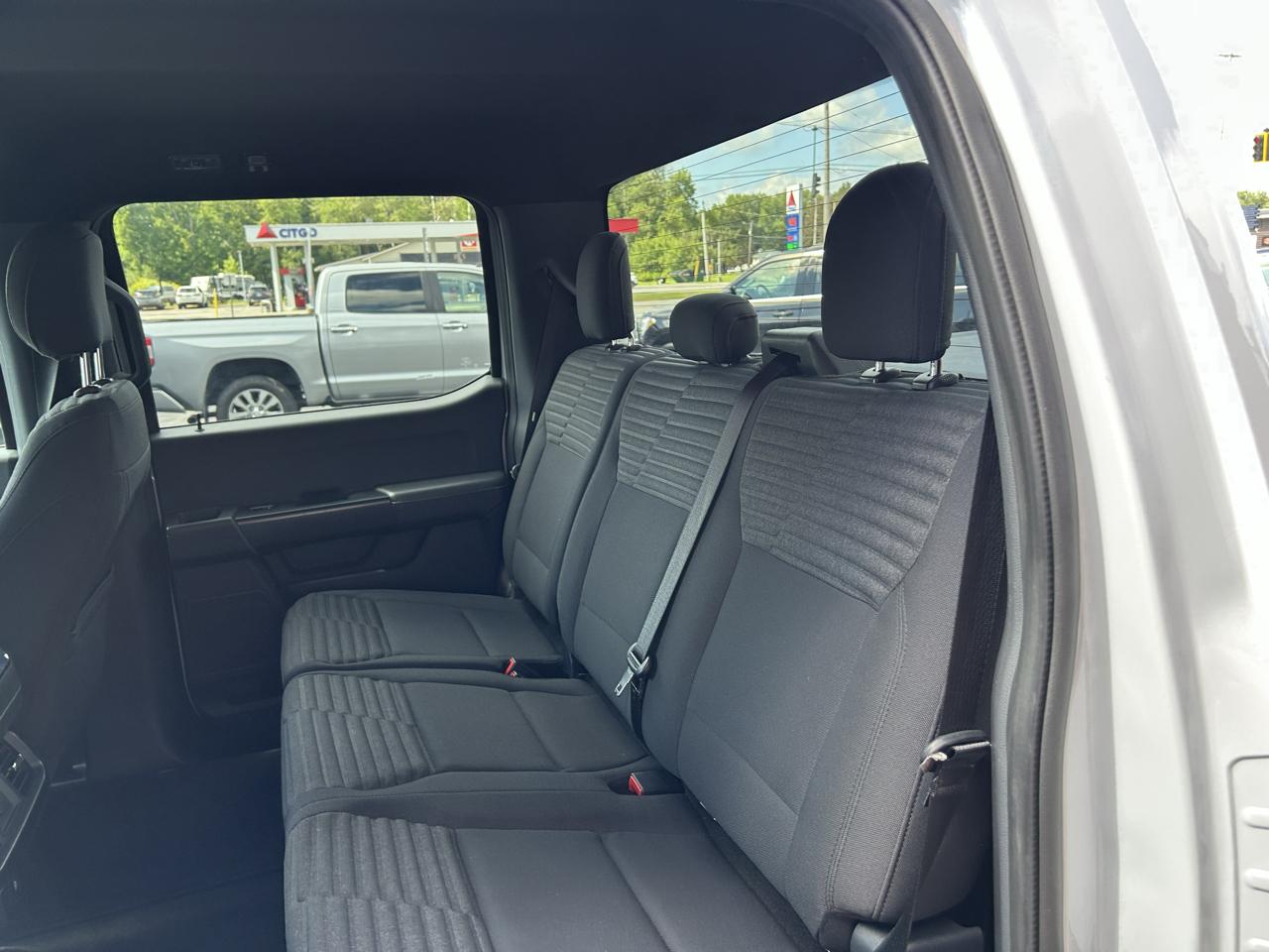 Ford F-150 4WD SuperCrew 145" STX 2021