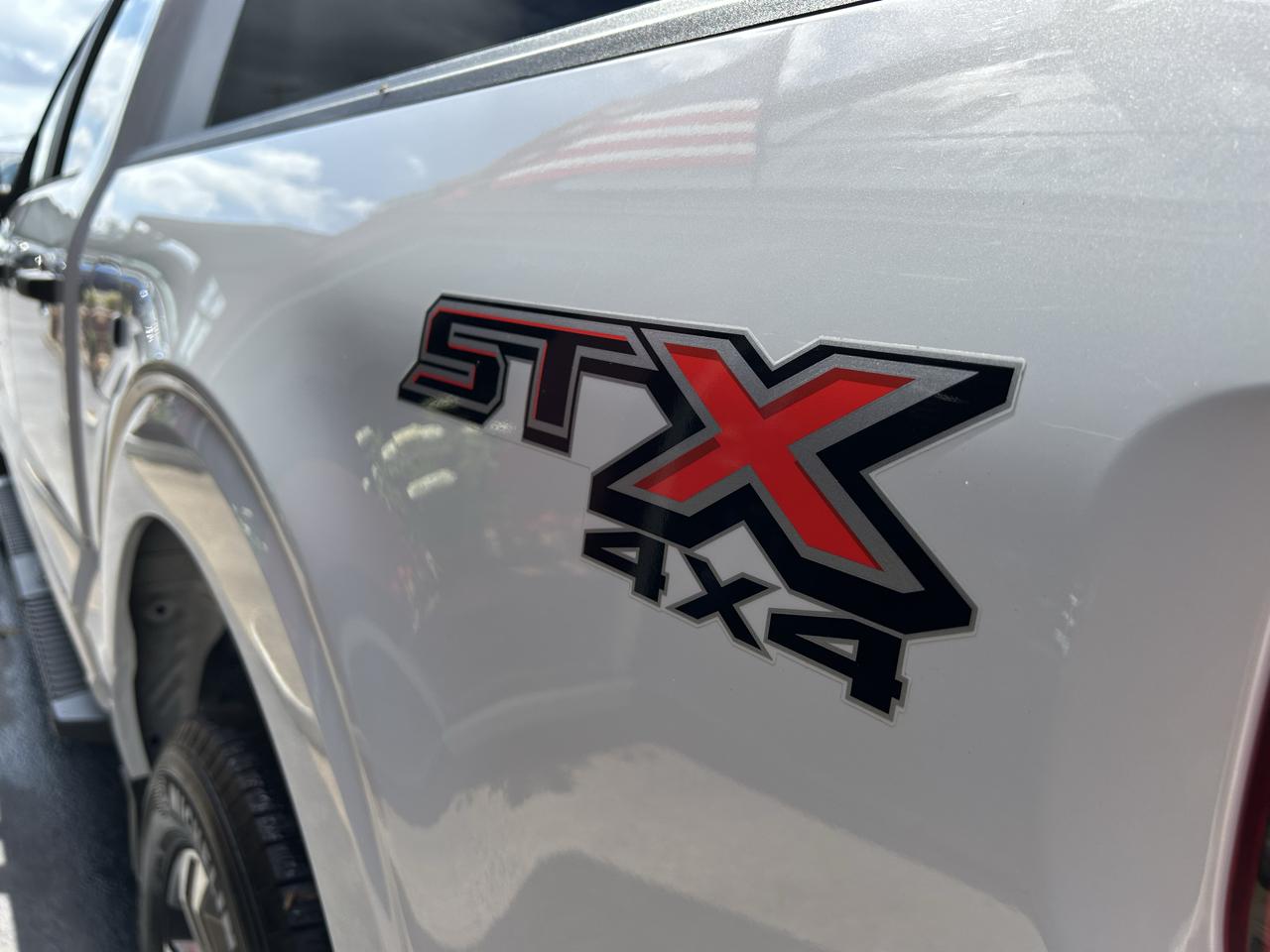 Ford F-150 4WD SuperCrew 145" STX 2021