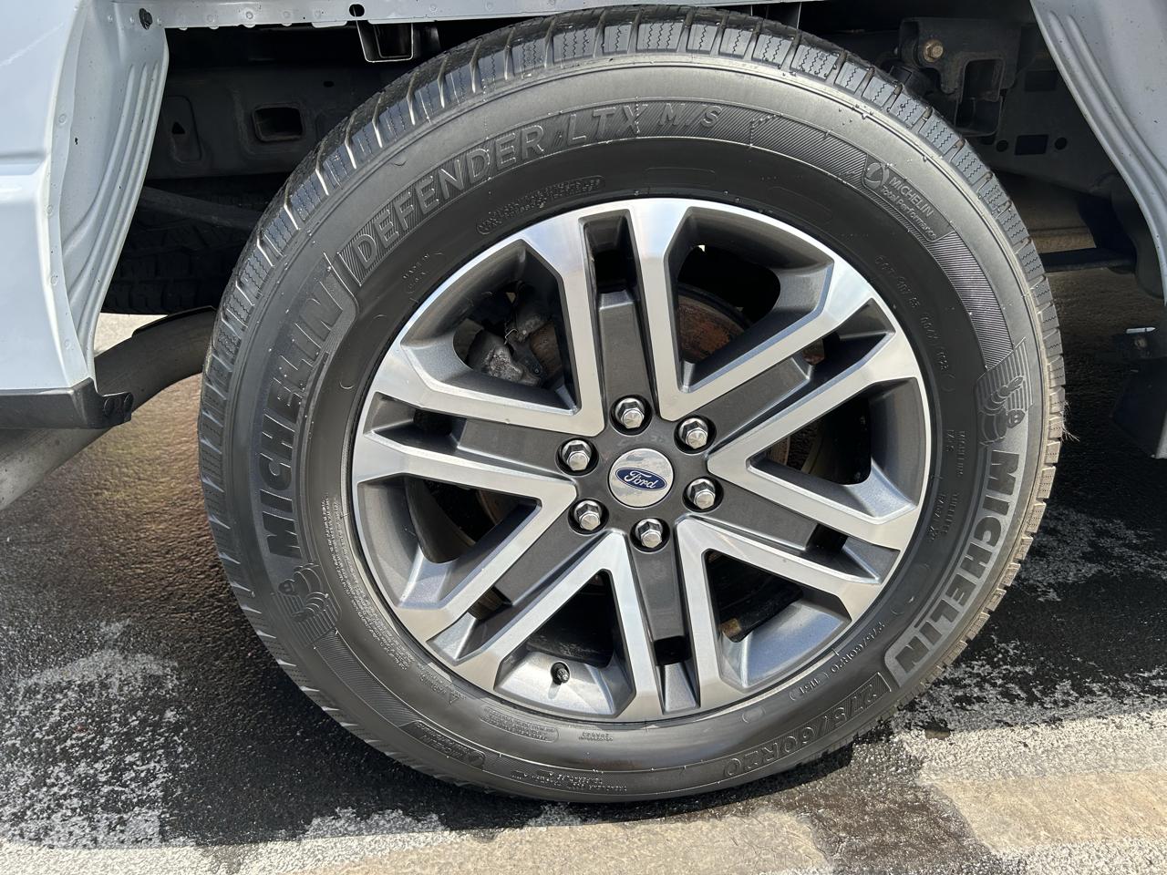Ford F-150 4WD SuperCrew 145" STX 2021