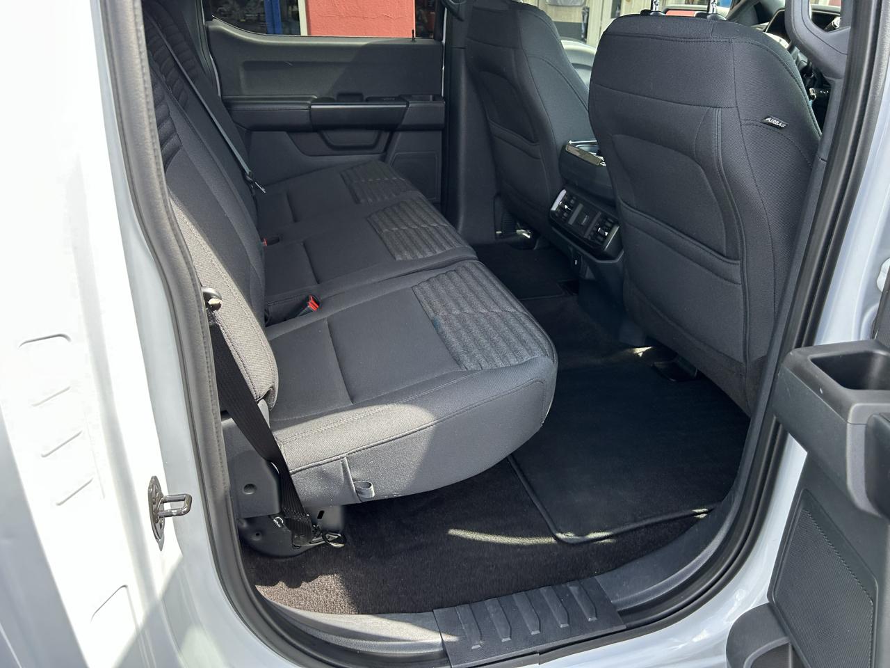Ford F-150 4WD SuperCrew 145" STX 2021