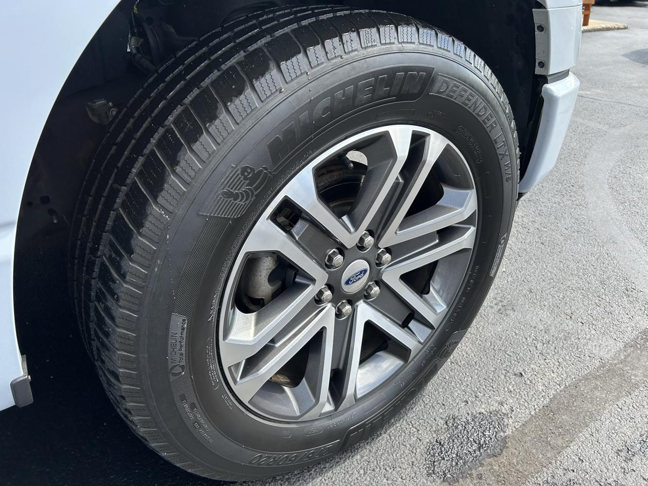 Ford F-150 4WD SuperCrew 145" STX 2021