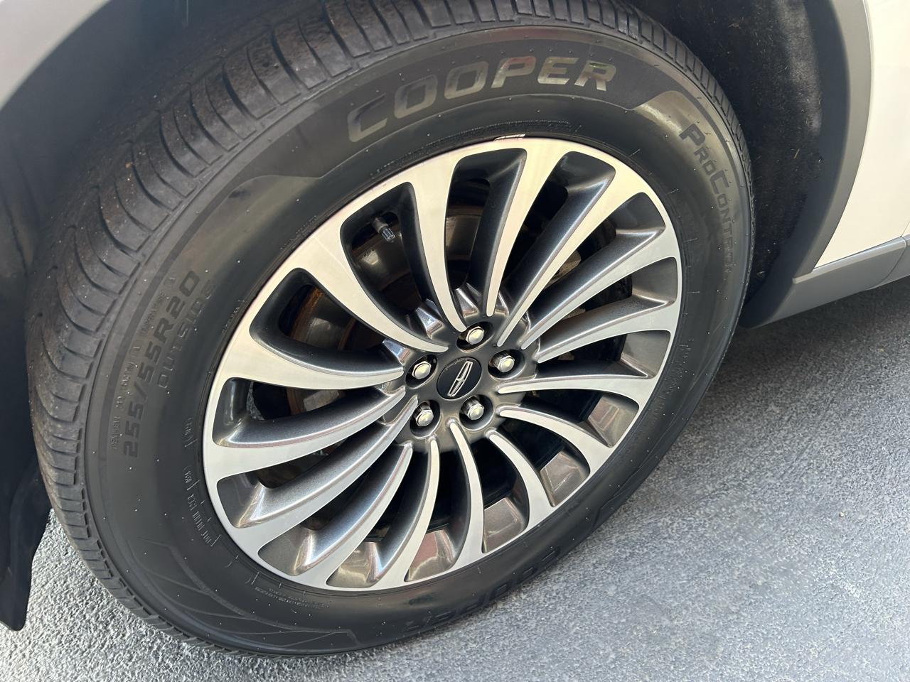 Lincoln Aviator Reserve AWD 2021