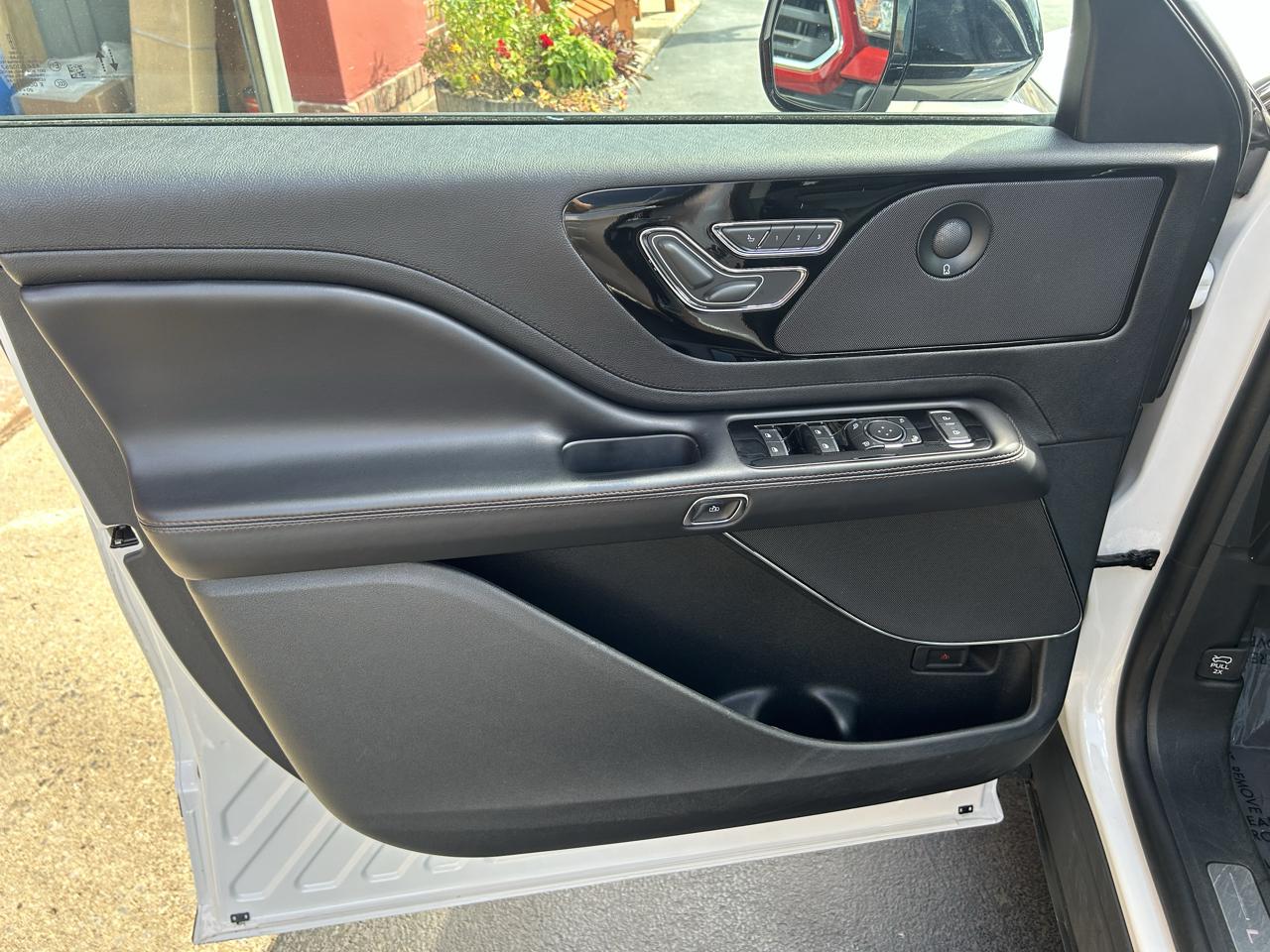 Lincoln Aviator Reserve AWD 2021