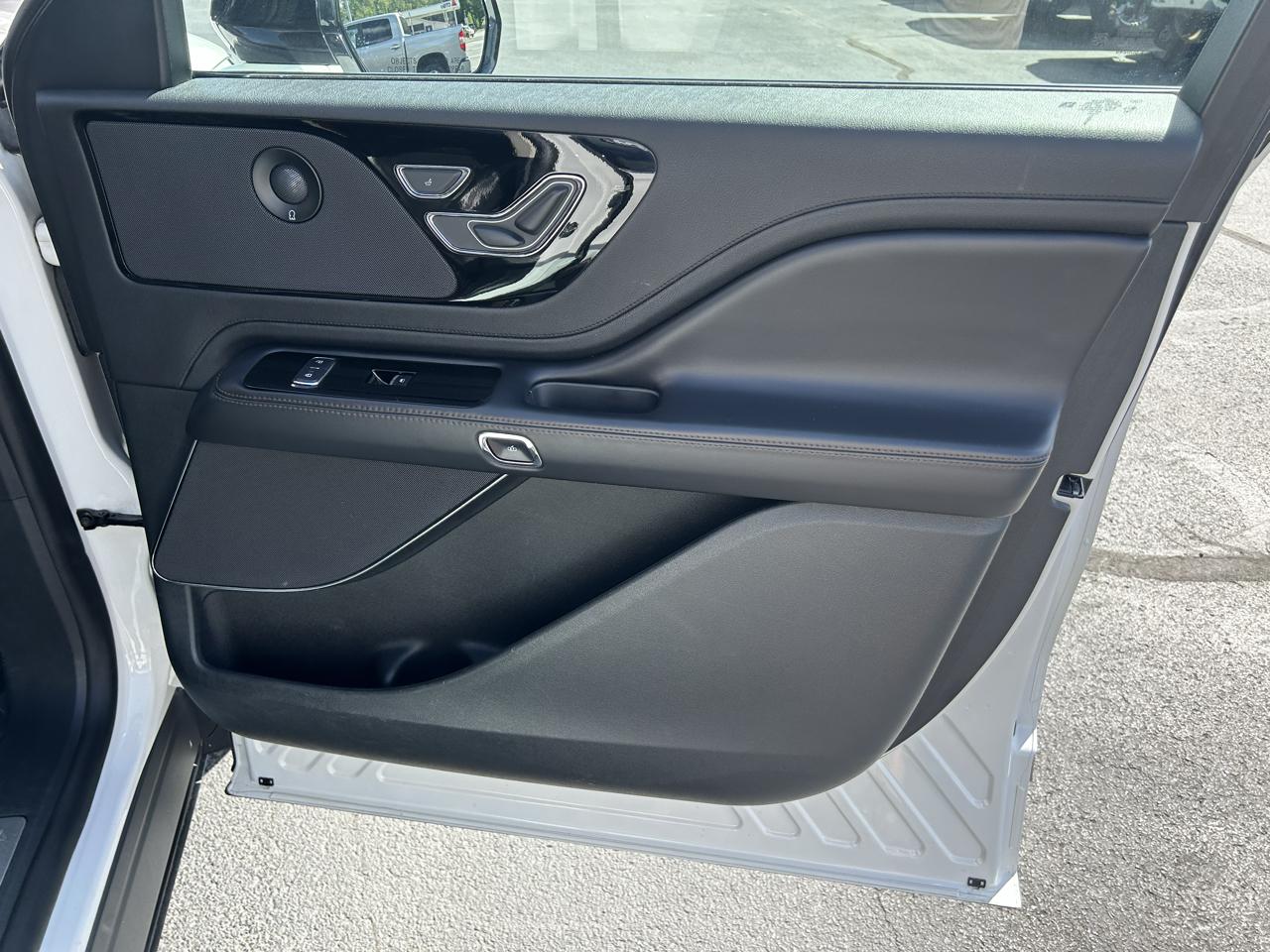 Lincoln Aviator Reserve AWD 2021