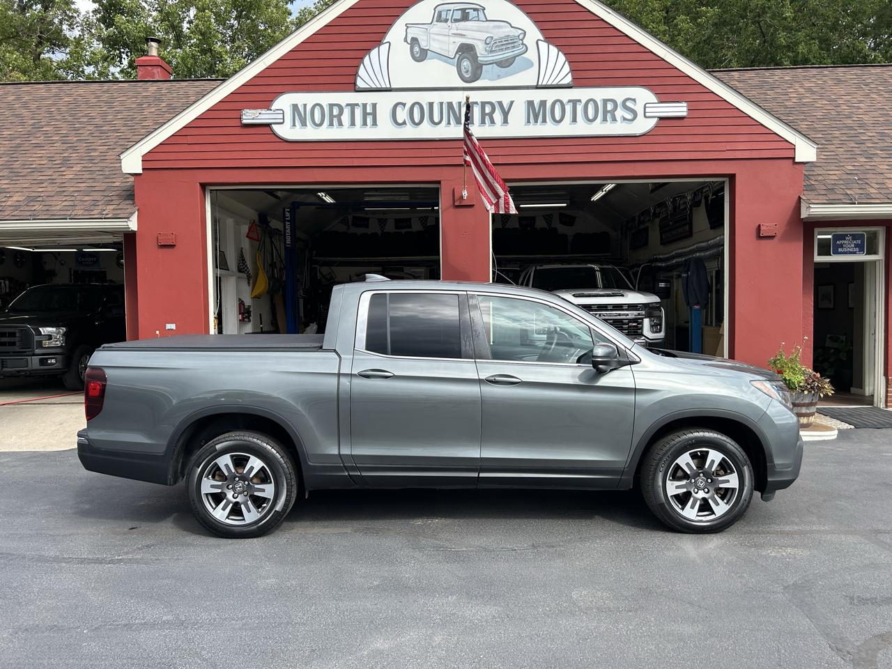 2017 Honda Ridgeline RTL-T 4x4 Crew Cab 5.3' Bed