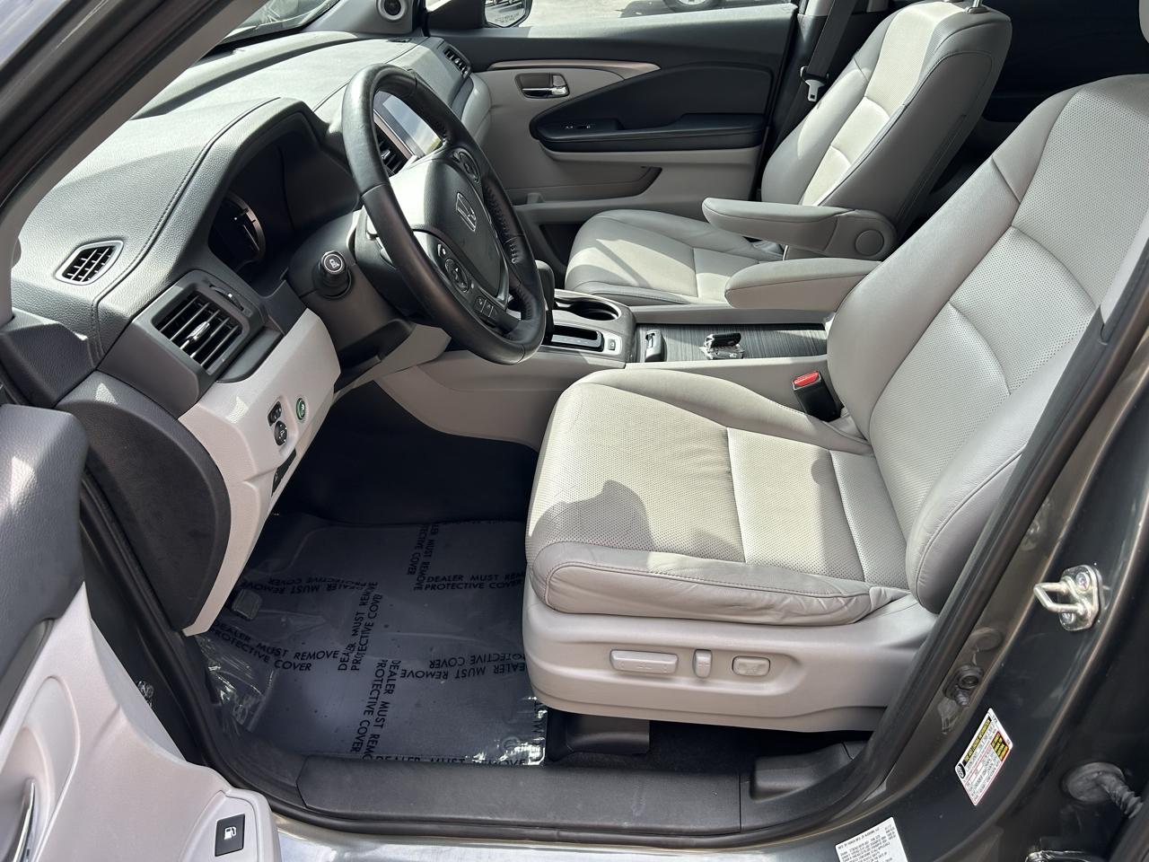 Honda Ridgeline RTL-T 4x4 Crew Cab 5.3' Bed 2017