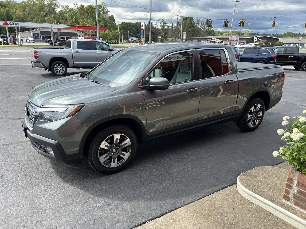 Honda Ridgeline RTL-T 4x4 Crew Cab 5.3' Bed 2017
