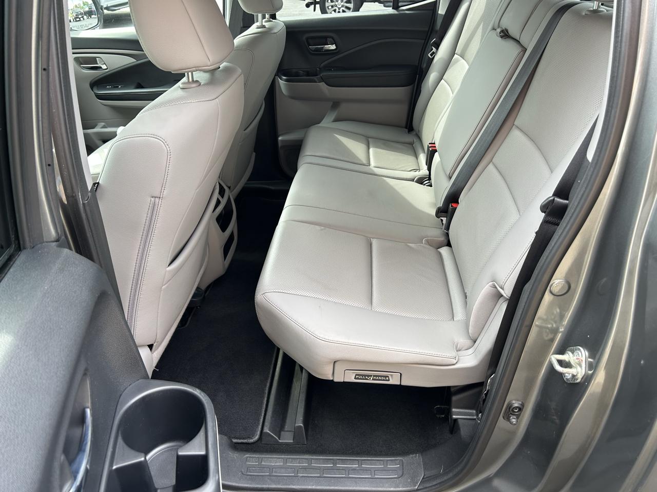 Honda Ridgeline RTL-T 4x4 Crew Cab 5.3' Bed 2017