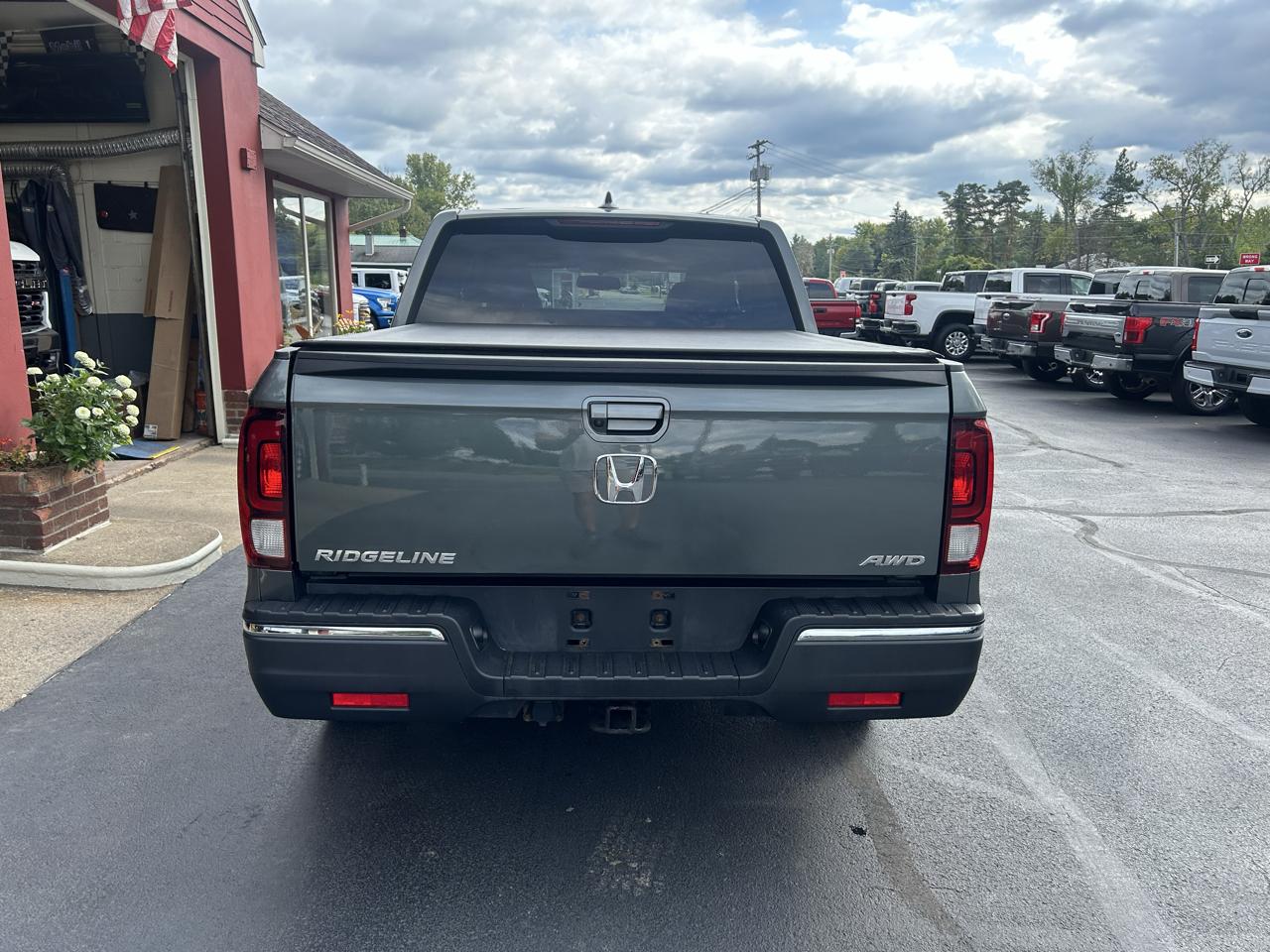 Honda Ridgeline RTL-T 4x4 Crew Cab 5.3' Bed 2017
