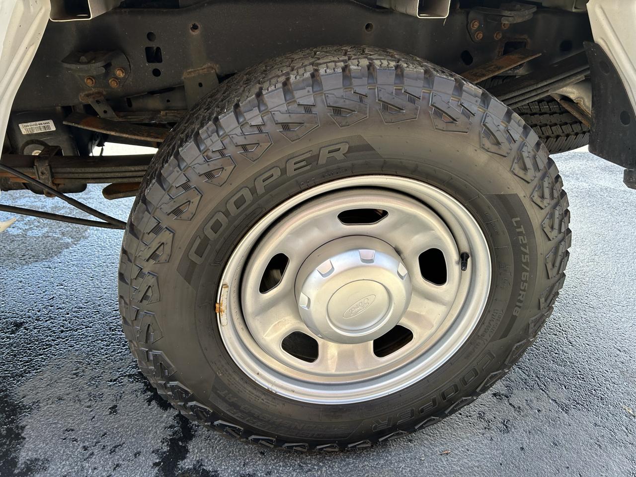 Ford Super Duty F-350 SRW XLT 4WD Reg Cab 8' Box 2020
