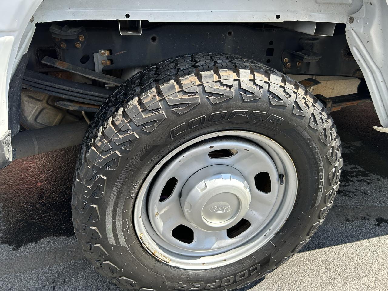 Ford Super Duty F-350 SRW XLT 4WD Reg Cab 8' Box 2020
