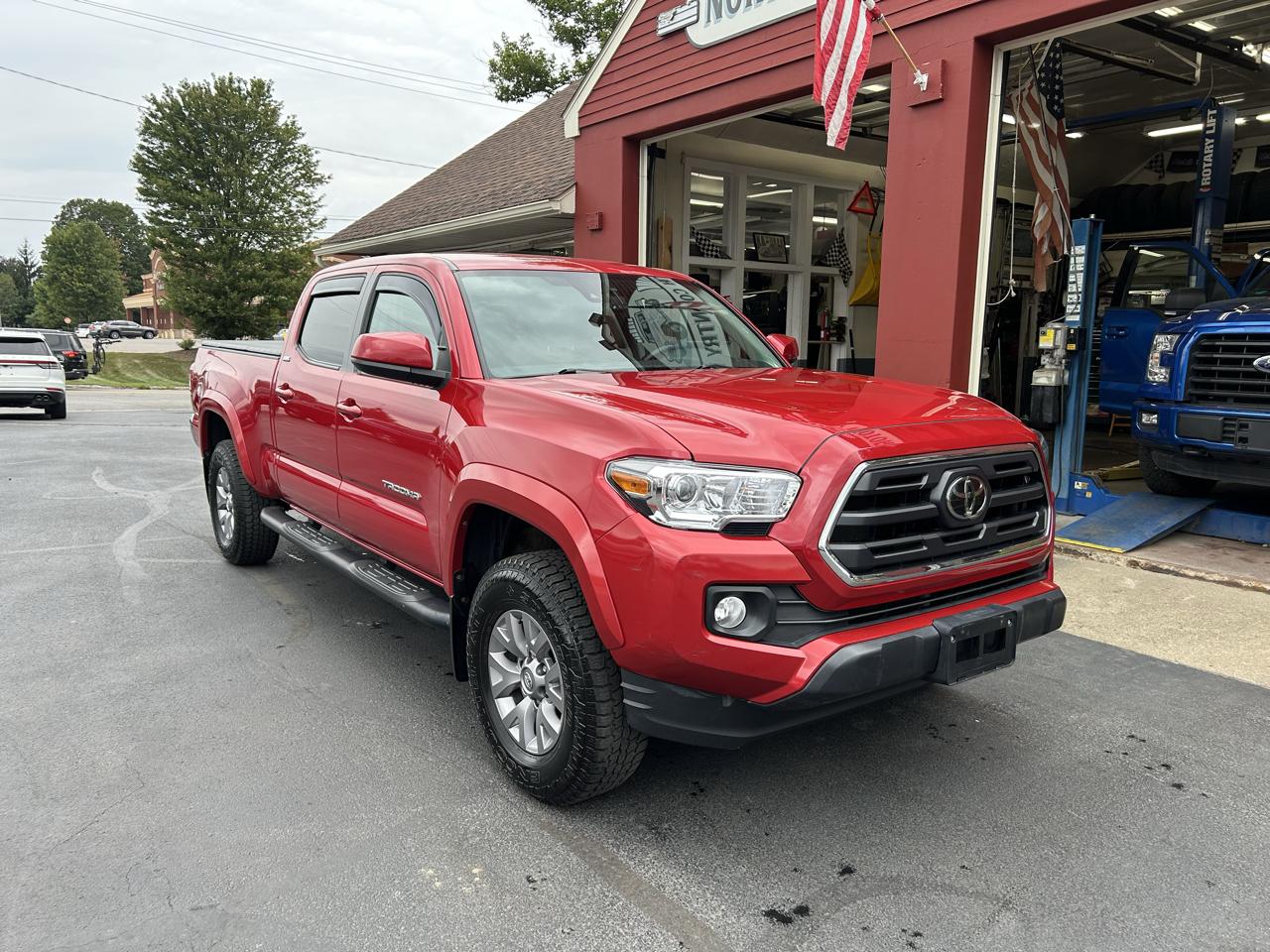 Toyota Tacoma 4WD SR5 Double Cab 6' Bed V6 AT (Natl) 2019
