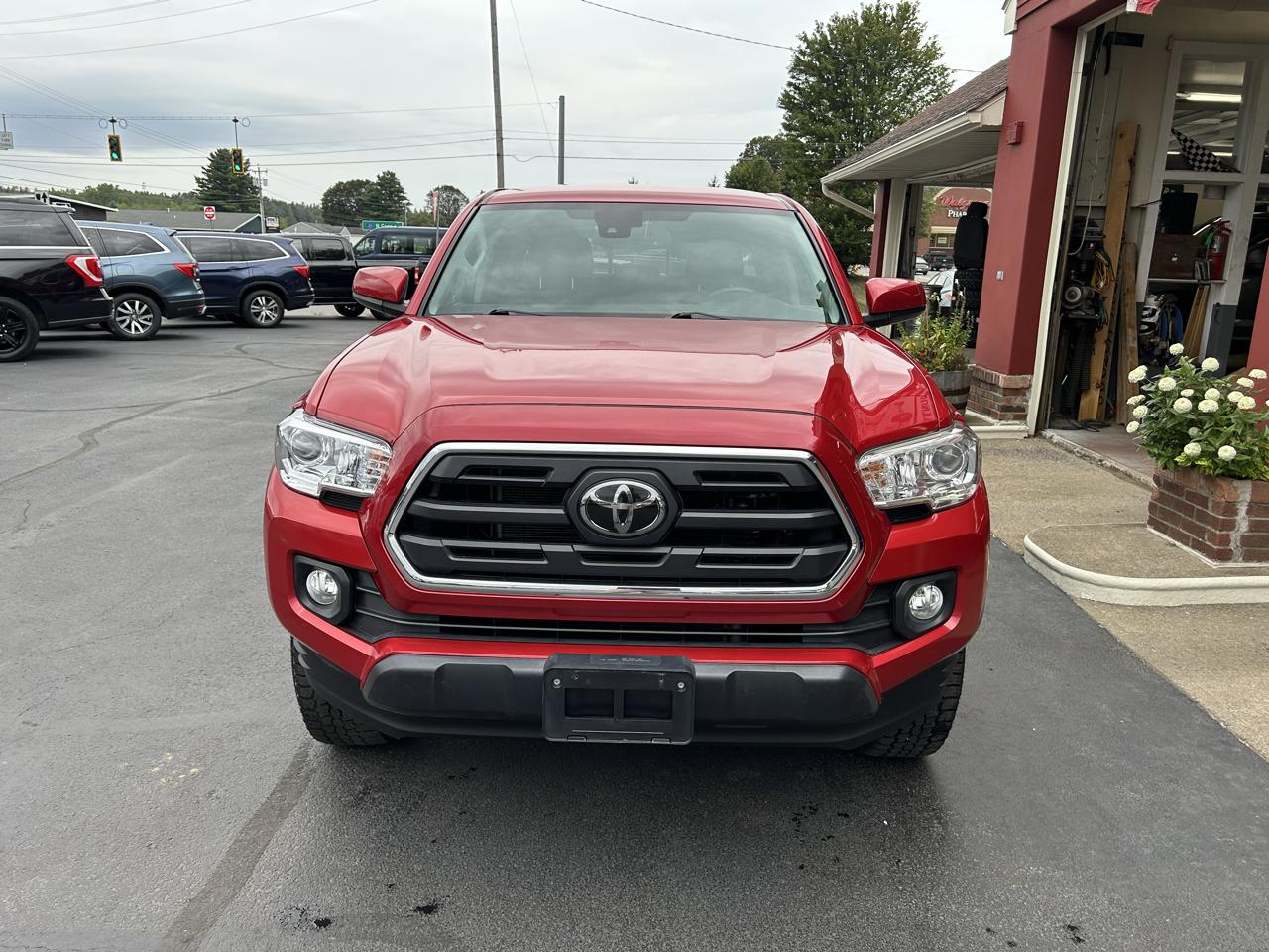Toyota Tacoma 4WD SR5 Double Cab 6' Bed V6 AT (Natl) 2019