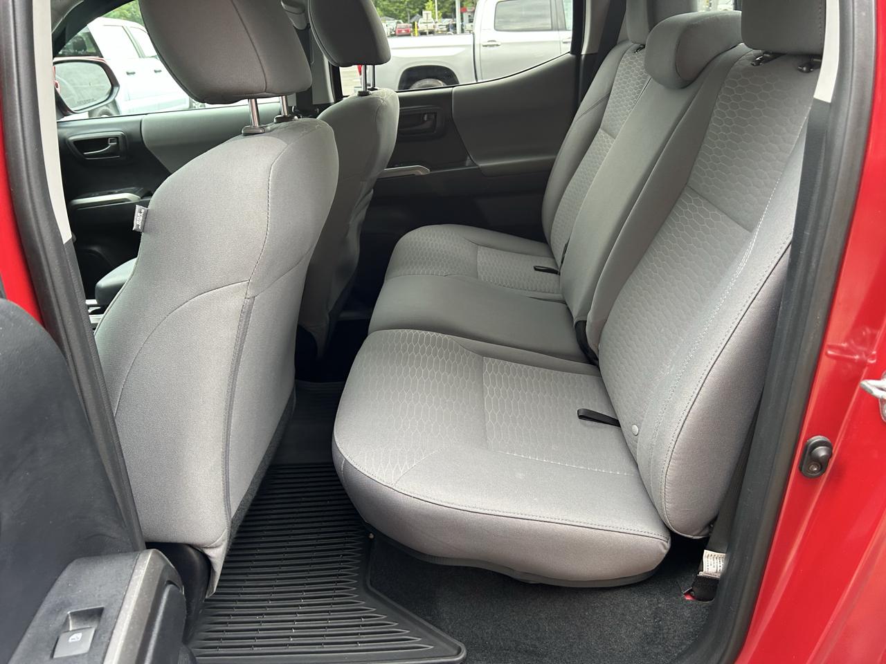 Toyota Tacoma 4WD SR5 Double Cab 6' Bed V6 AT (Natl) 2019
