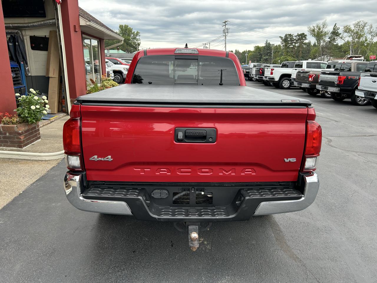 Toyota Tacoma 4WD SR5 Double Cab 6' Bed V6 AT (Natl) 2019