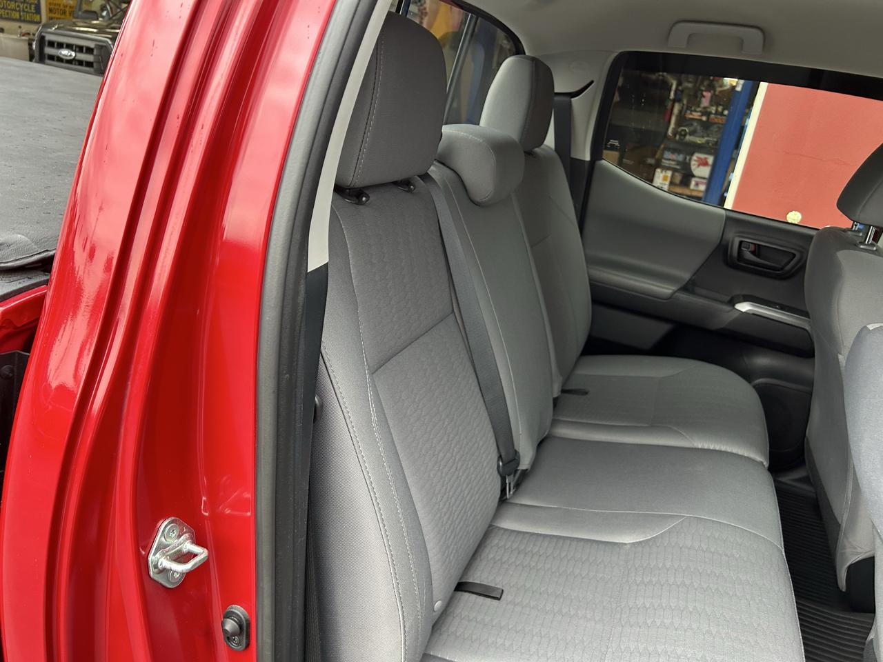 Toyota Tacoma 4WD SR5 Double Cab 6' Bed V6 AT (Natl) 2019