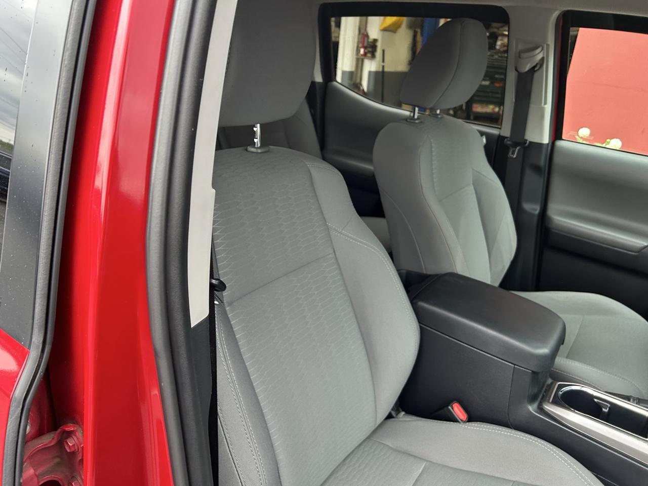 Toyota Tacoma 4WD SR5 Double Cab 6' Bed V6 AT (Natl) 2019