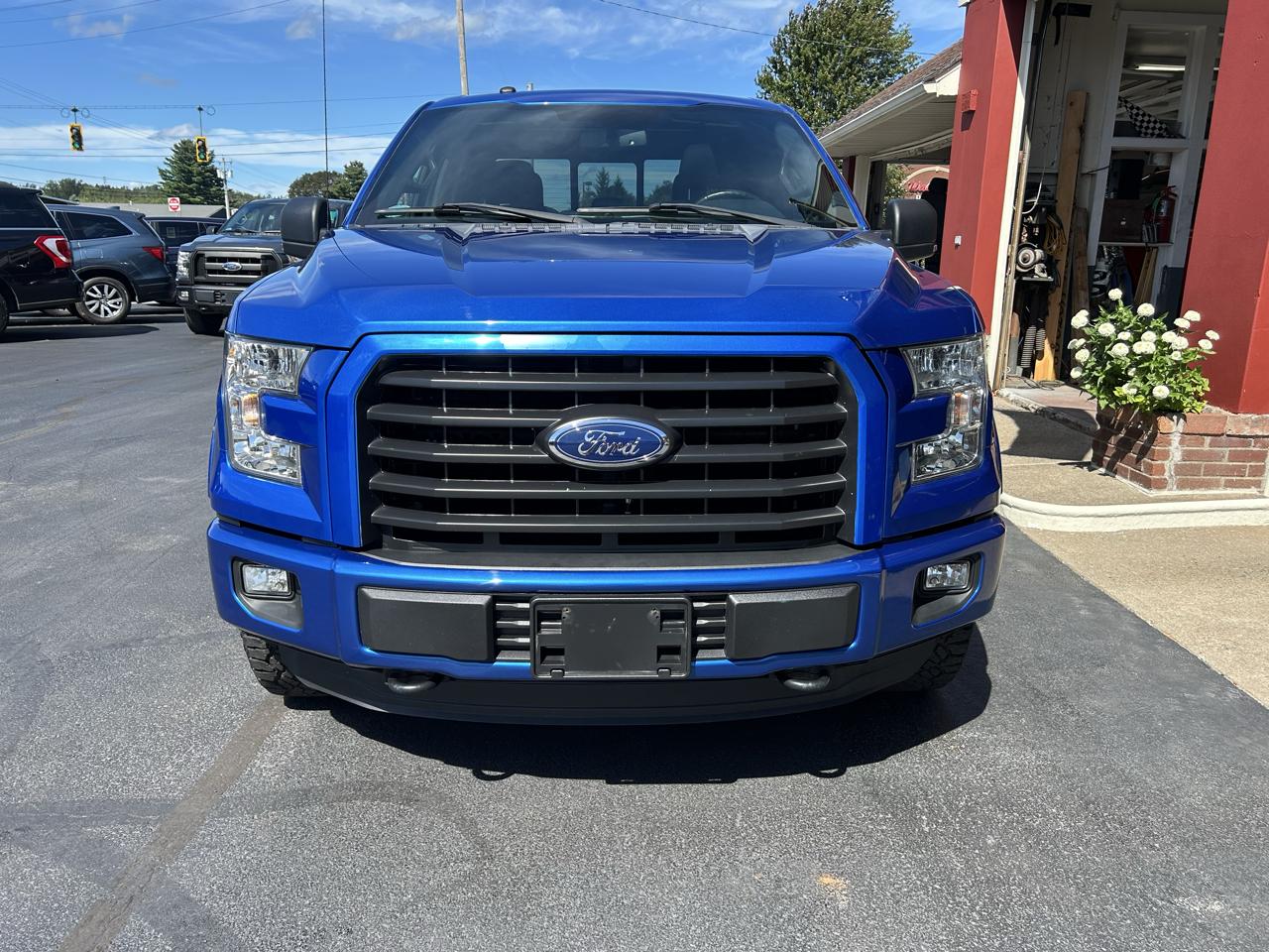 Ford F-150 4WD SuperCrew 150" XLT 2016