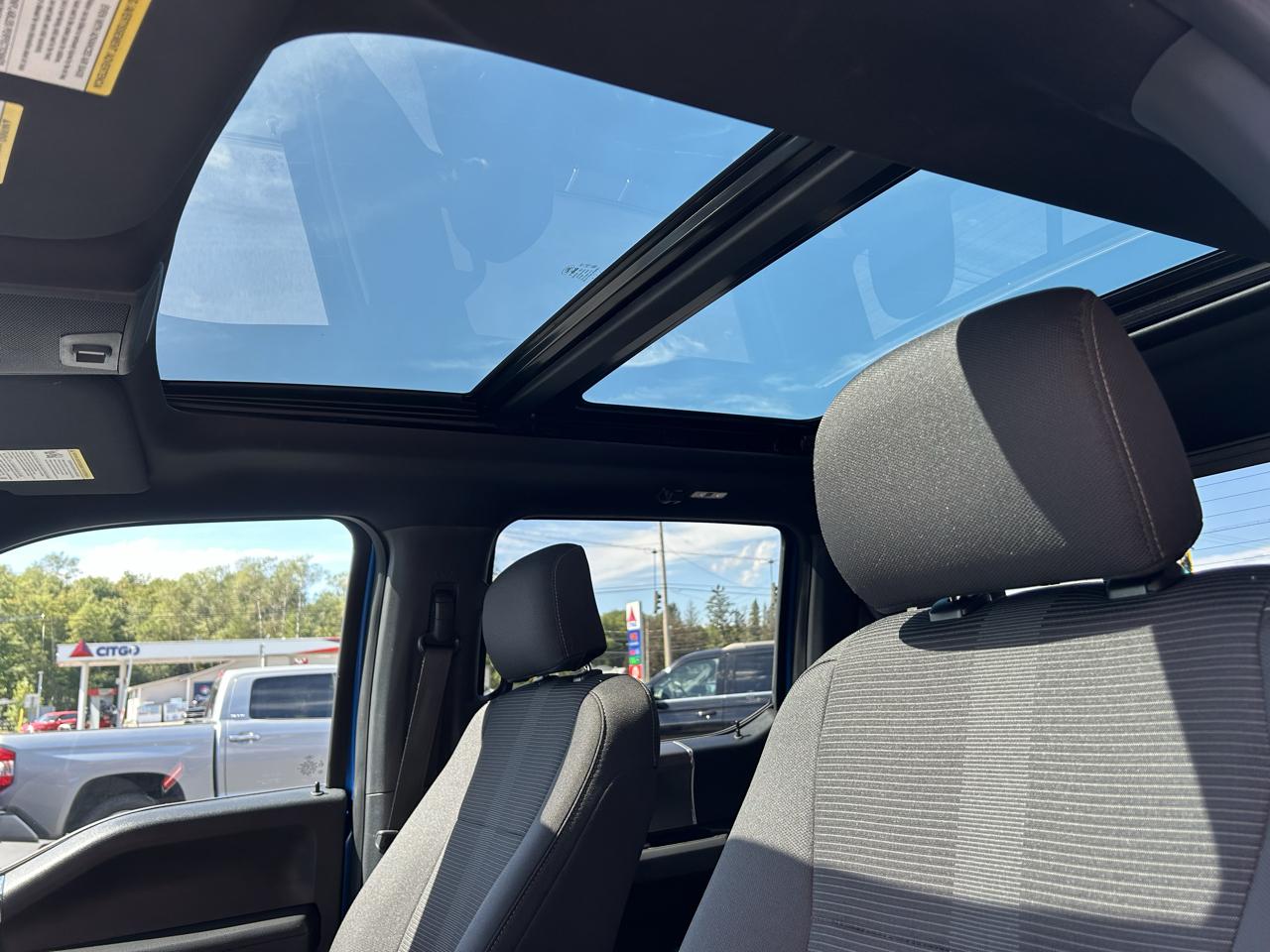 Ford F-150 4WD SuperCrew 150" XLT 2016