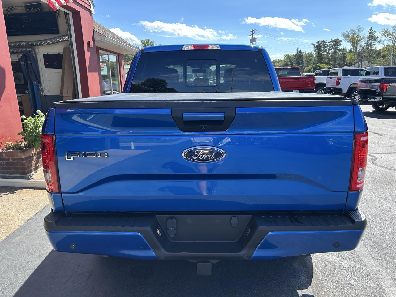 Ford F-150 4WD SuperCrew 150" XLT 2016