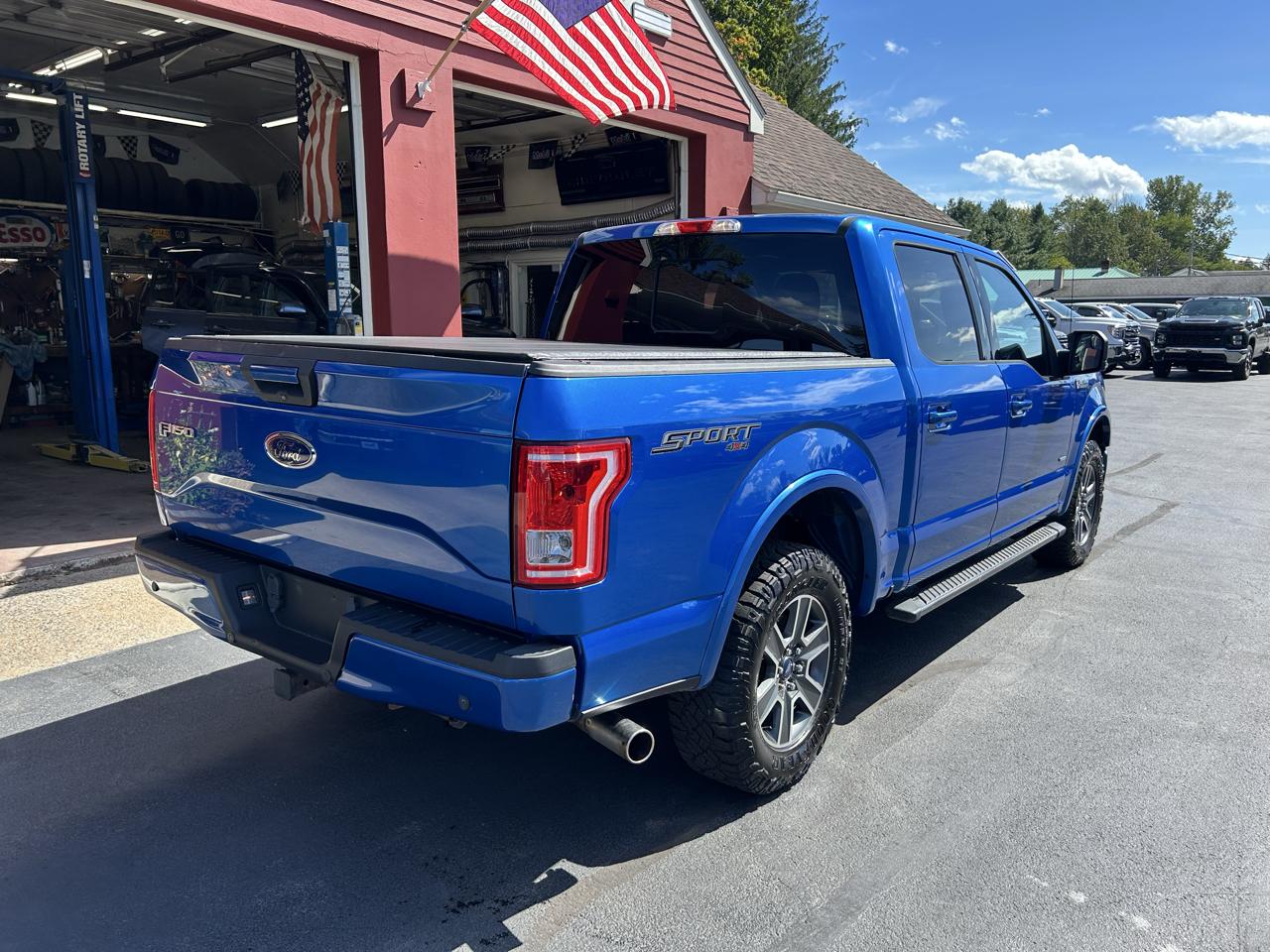 Ford F-150 4WD SuperCrew 150" XLT 2016