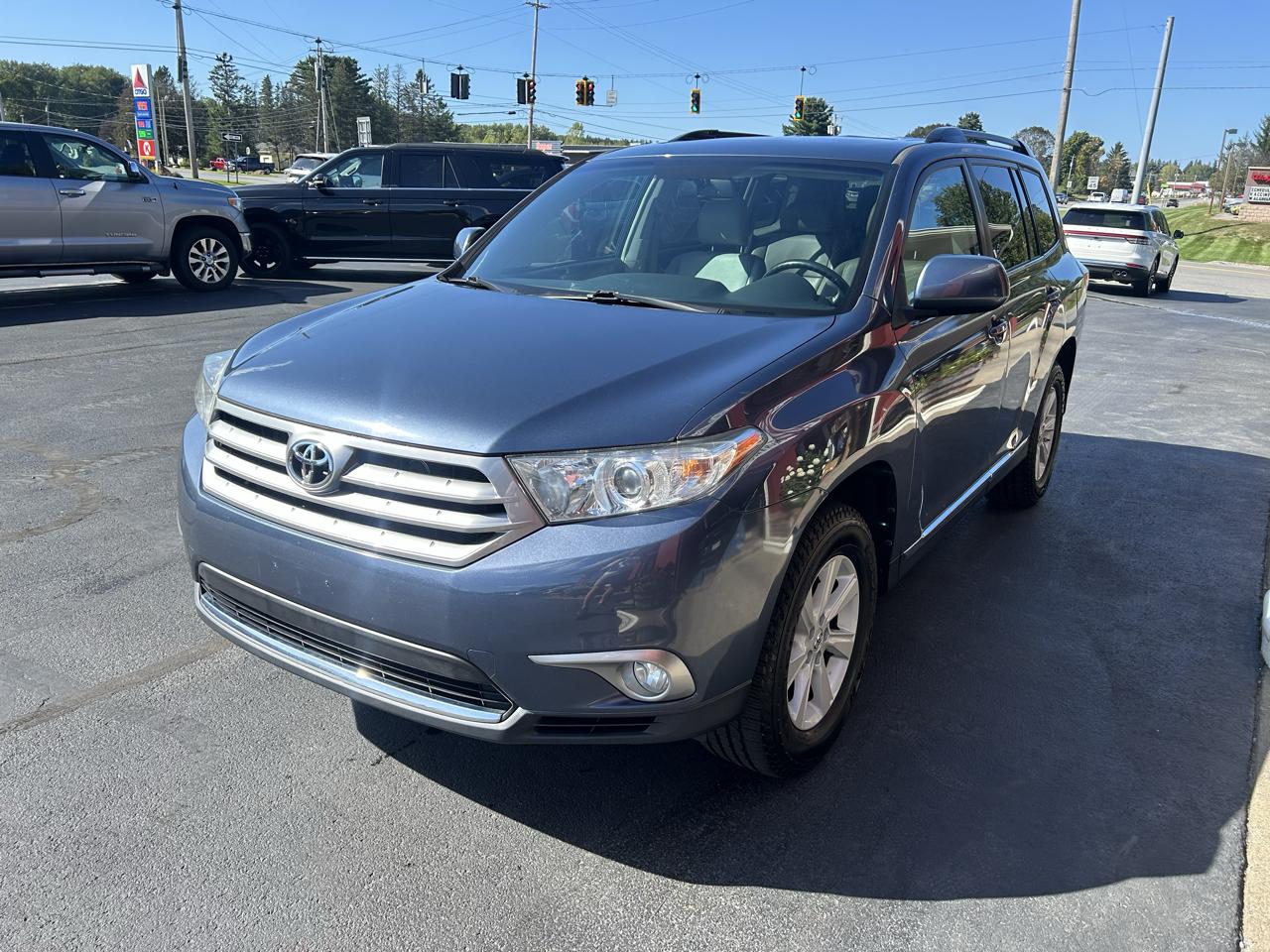 Toyota Highlander 4WD 4dr V6 (Natl) 2013