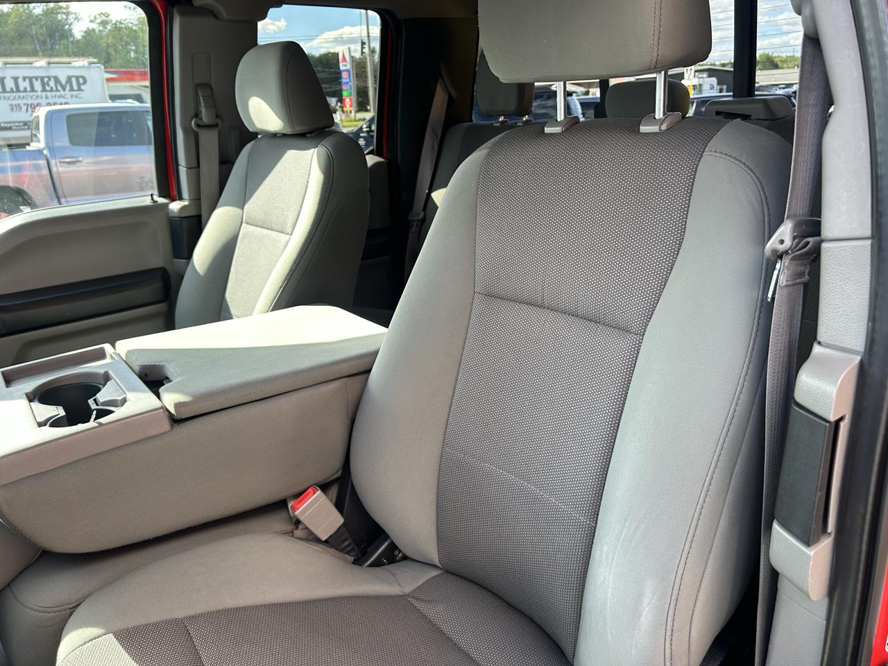 Ford Super Duty F-250 SRW 4WD SuperCab 158" XL 2019