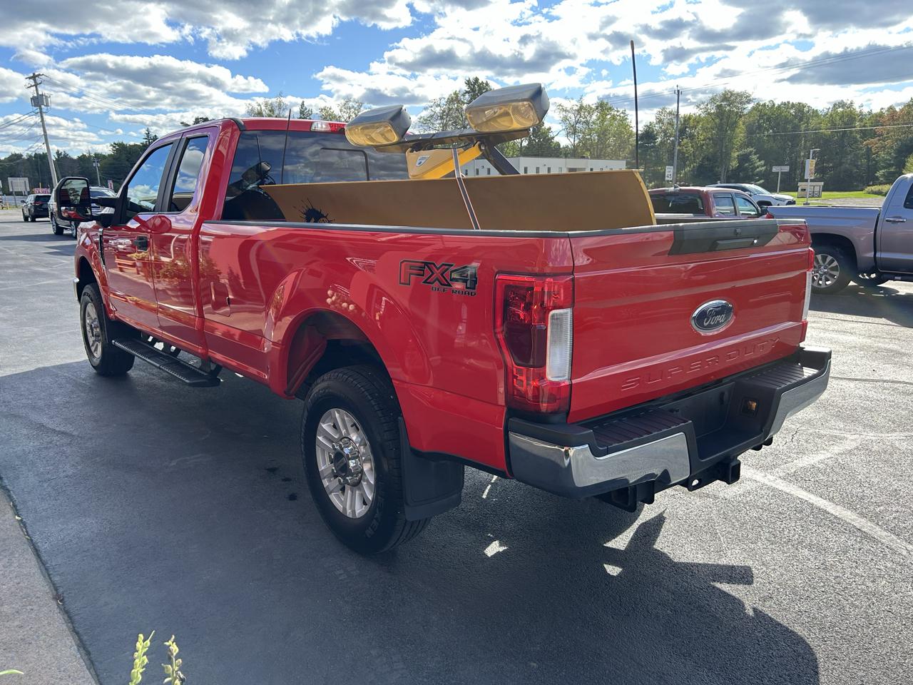 Ford Super Duty F-250 SRW 4WD SuperCab 158" XL 2019