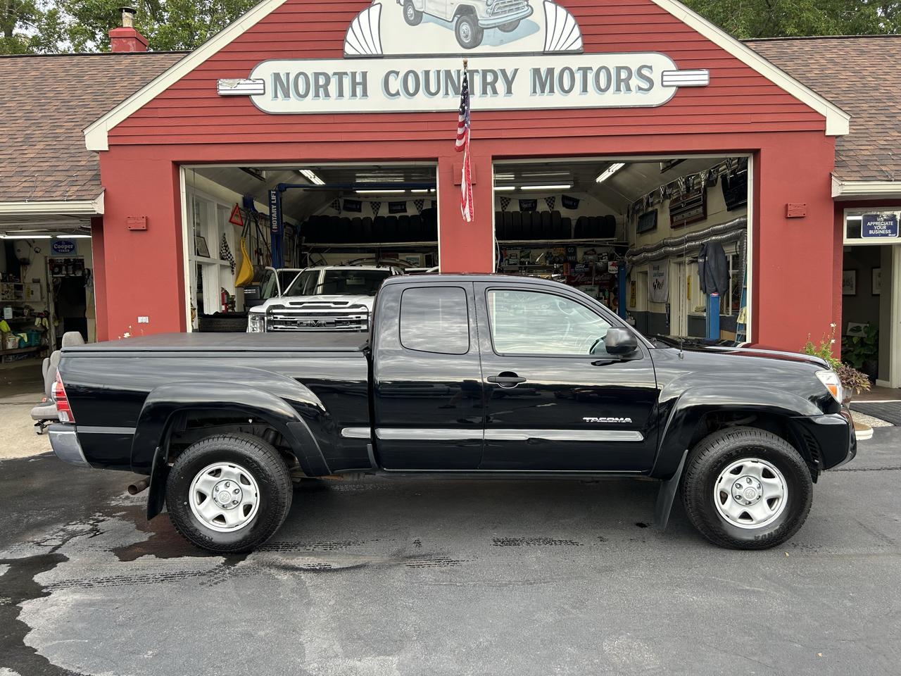 Toyota Tacoma 4WD Access Cab I4 MT (Natl) 2012