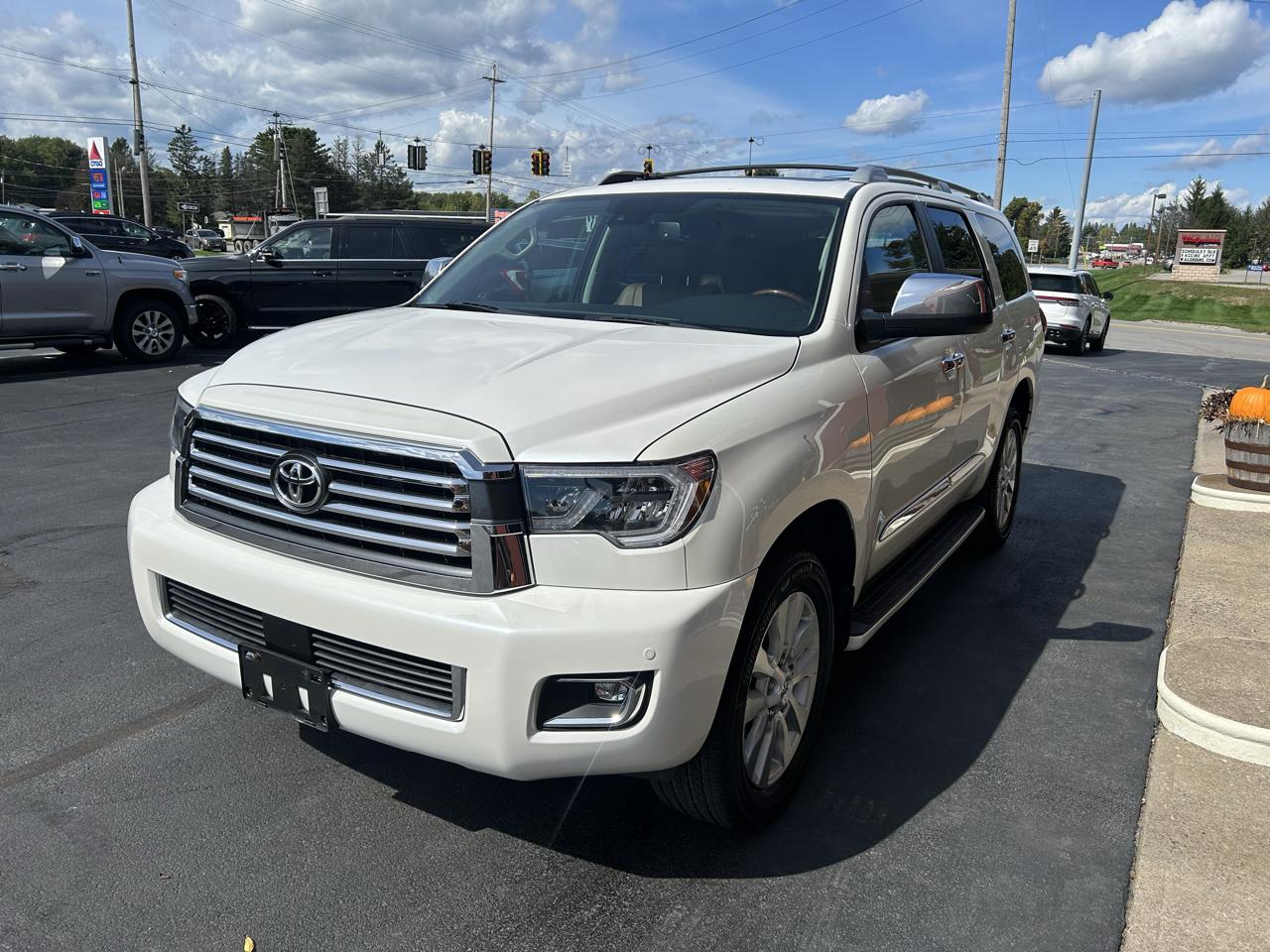 Toyota Sequoia Platinum 4WD (Natl) 2018