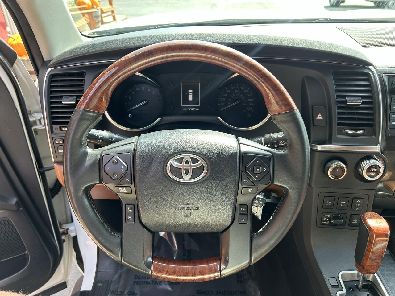 Toyota Sequoia Platinum 4WD (Natl) 2018