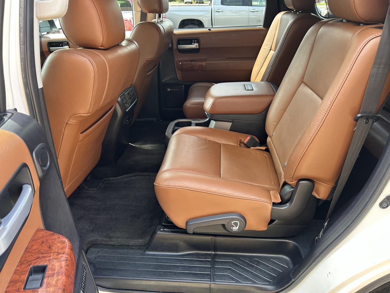 Toyota Sequoia Platinum 4WD (Natl) 2018