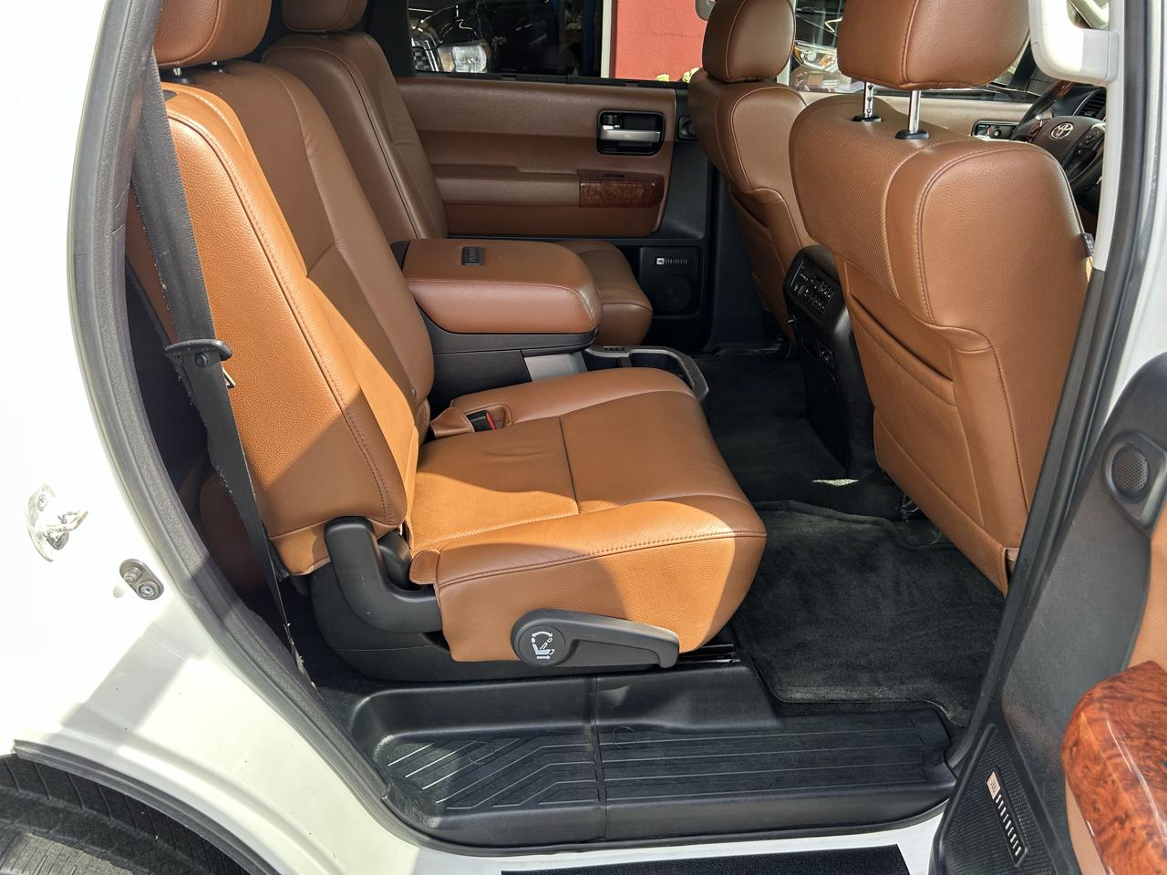 Toyota Sequoia Platinum 4WD (Natl) 2018