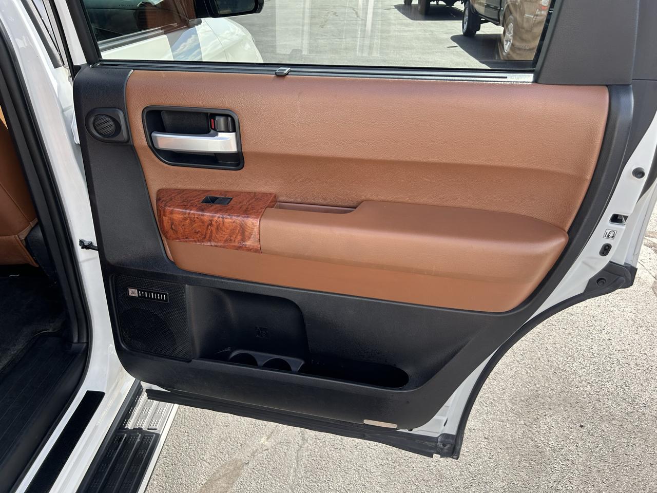 Toyota Sequoia Platinum 4WD (Natl) 2018