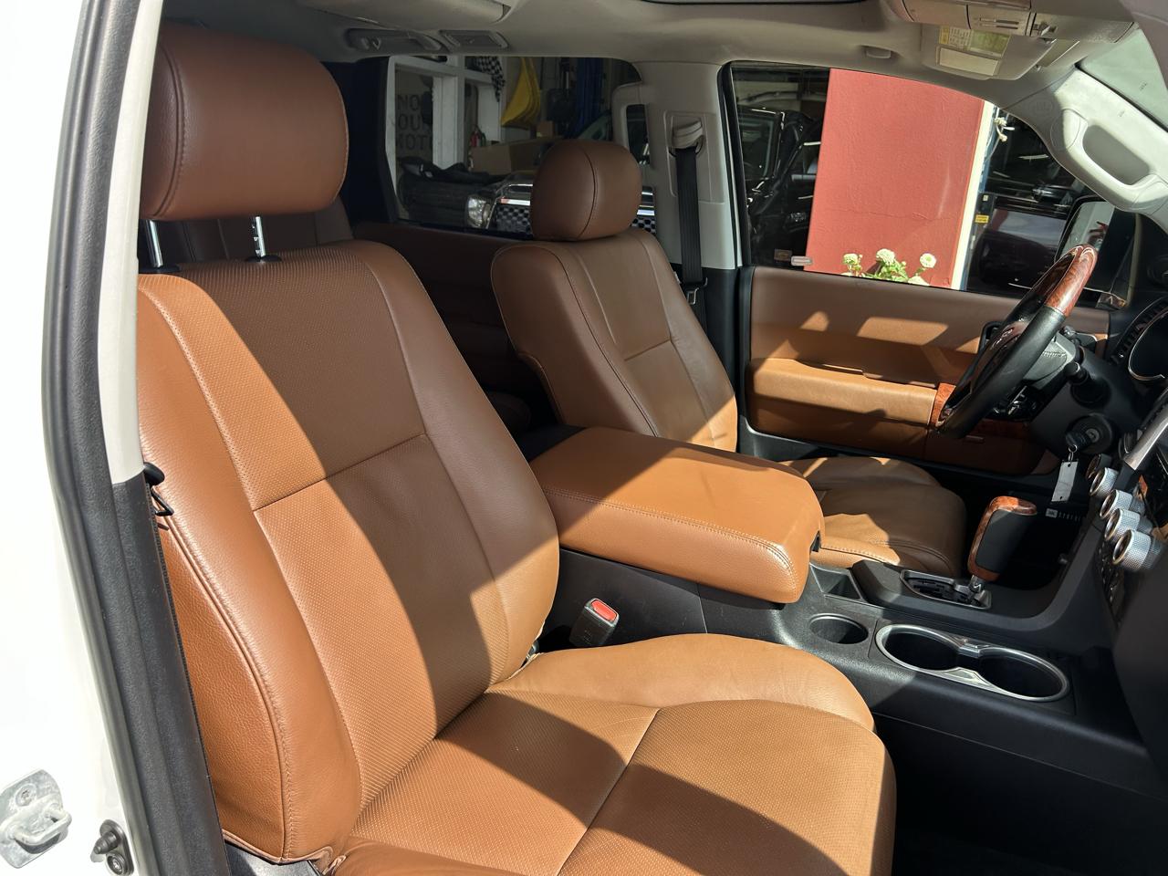 Toyota Sequoia Platinum 4WD (Natl) 2018