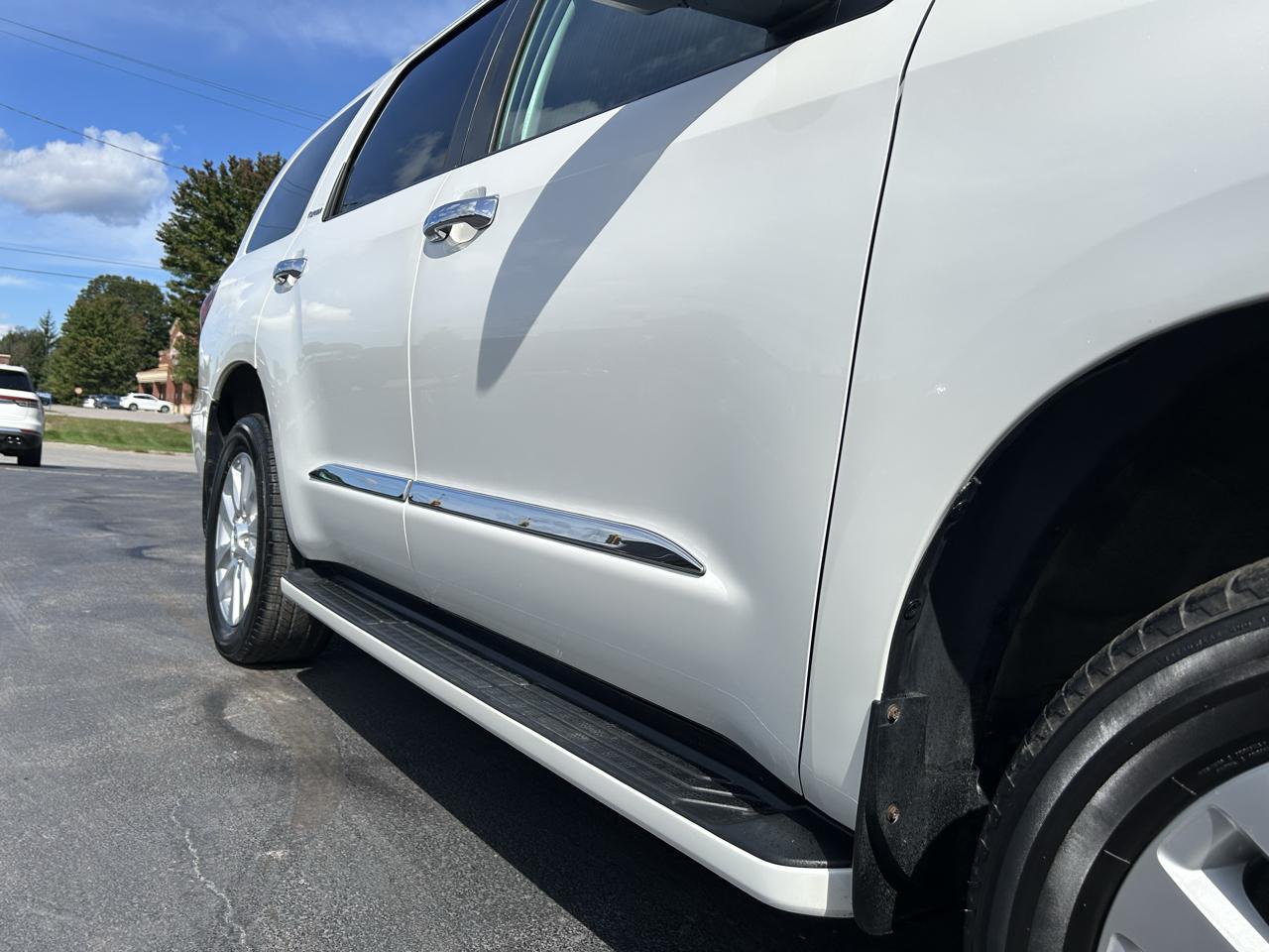 Toyota Sequoia Platinum 4WD (Natl) 2018