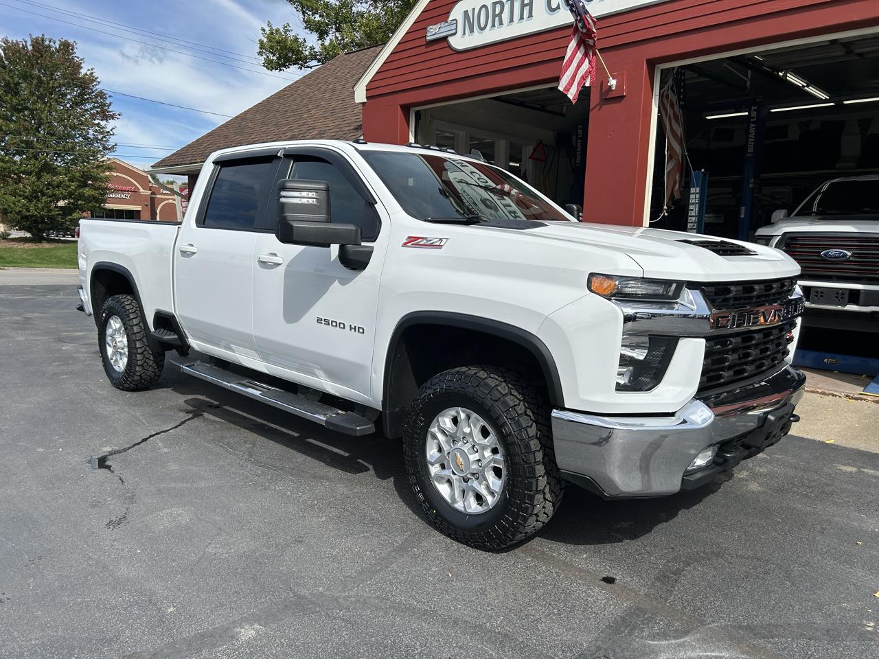 Chevrolet Silverado 2500HD 4WD Crew Cab 159" LT 2021