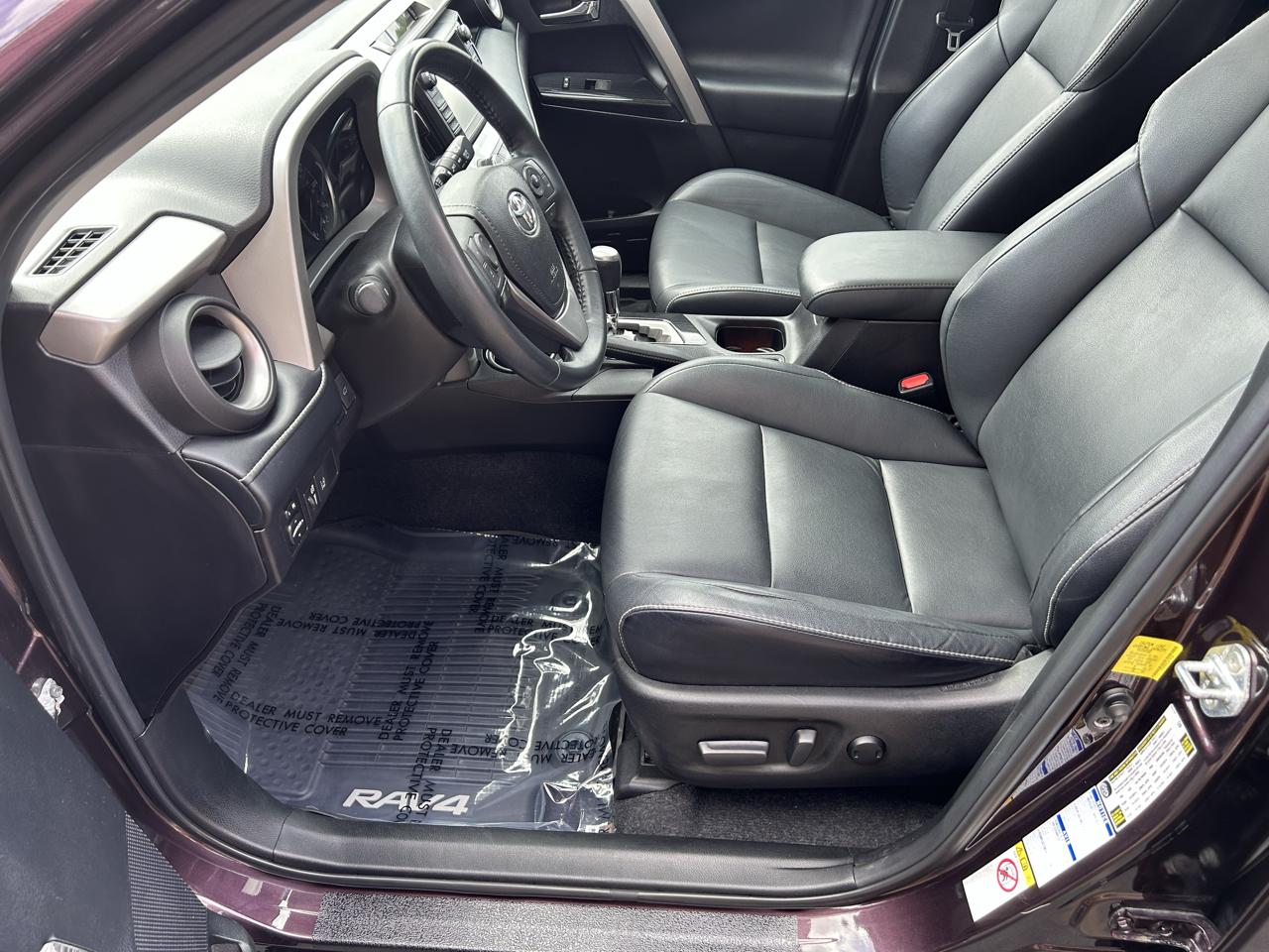 Toyota RAV4 Limited AWD (Natl) 2018