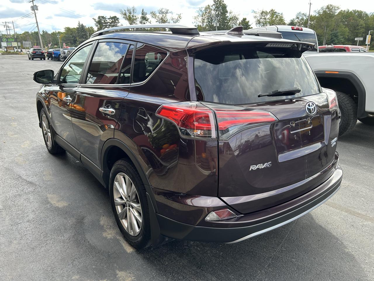 Toyota RAV4 Limited AWD (Natl) 2018