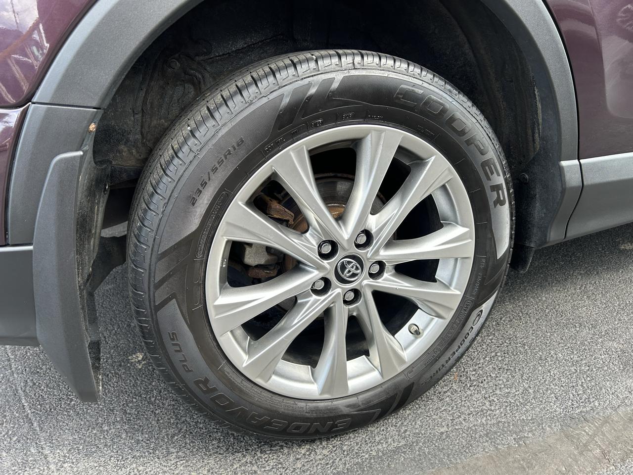 Toyota RAV4 Limited AWD (Natl) 2018