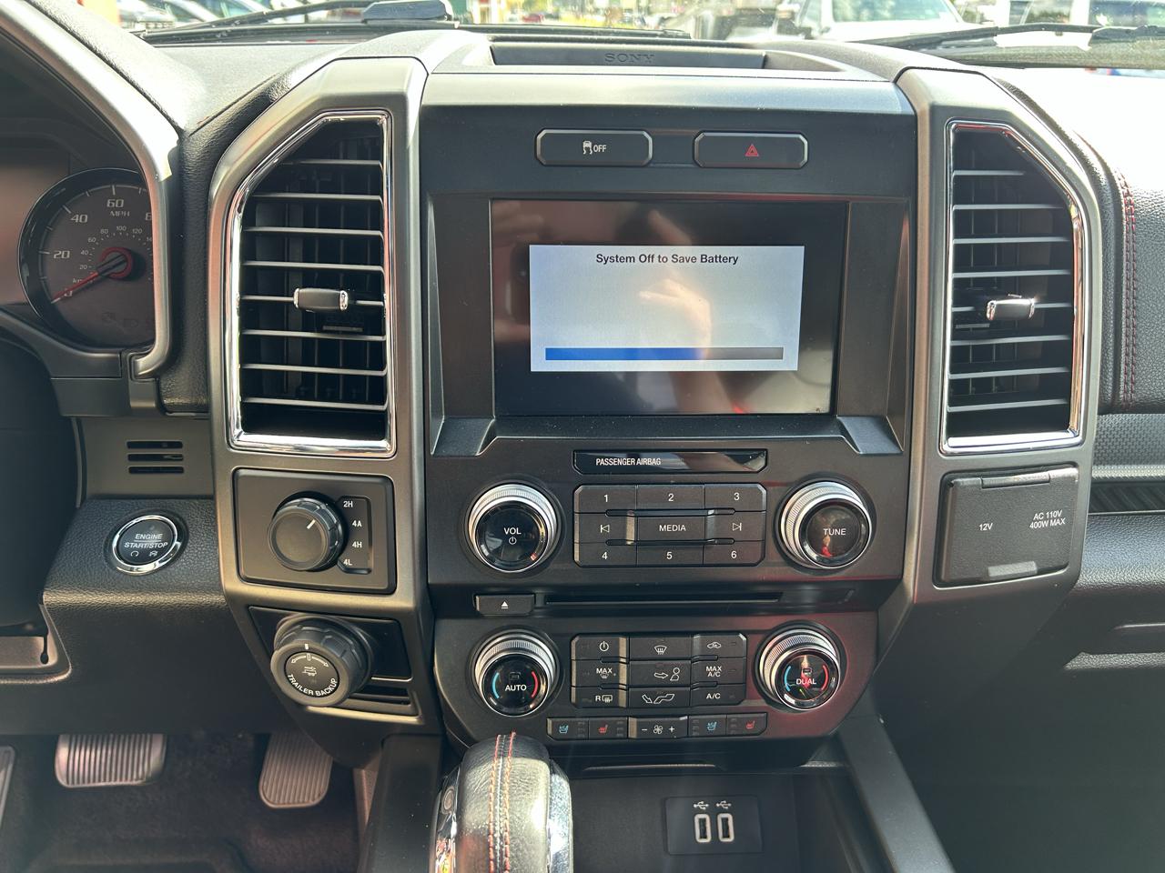 Ford F-150 4WD SuperCrew 145" Lariat 2016