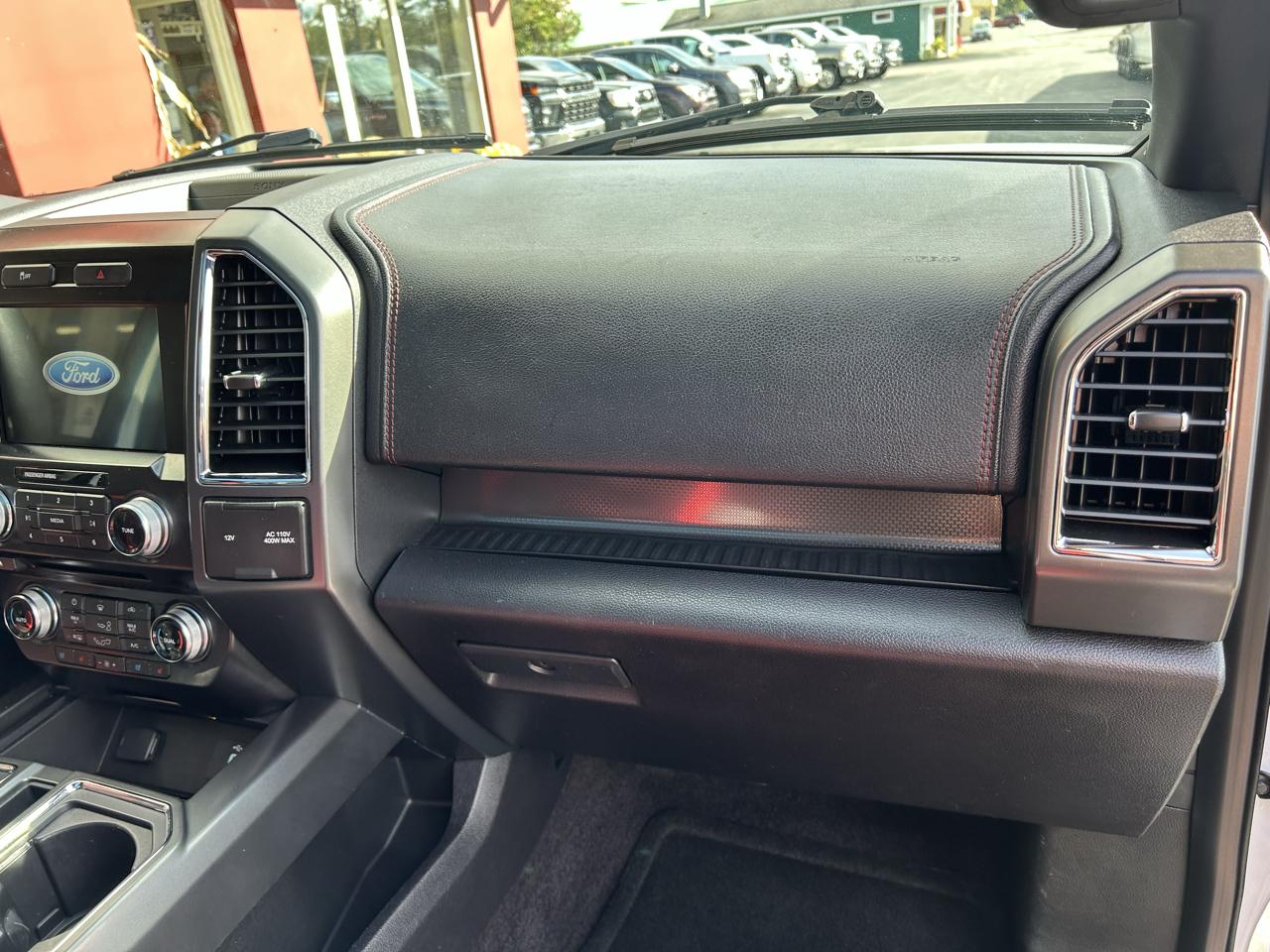 Ford F-150 4WD SuperCrew 145" Lariat 2016