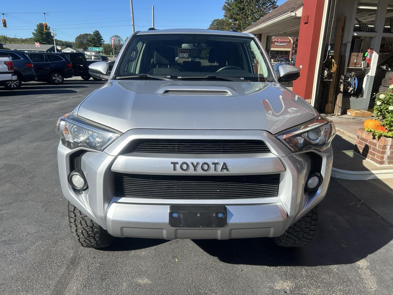 Toyota 4Runner 4WD 4dr V6 Trail Premium (Natl) 2016