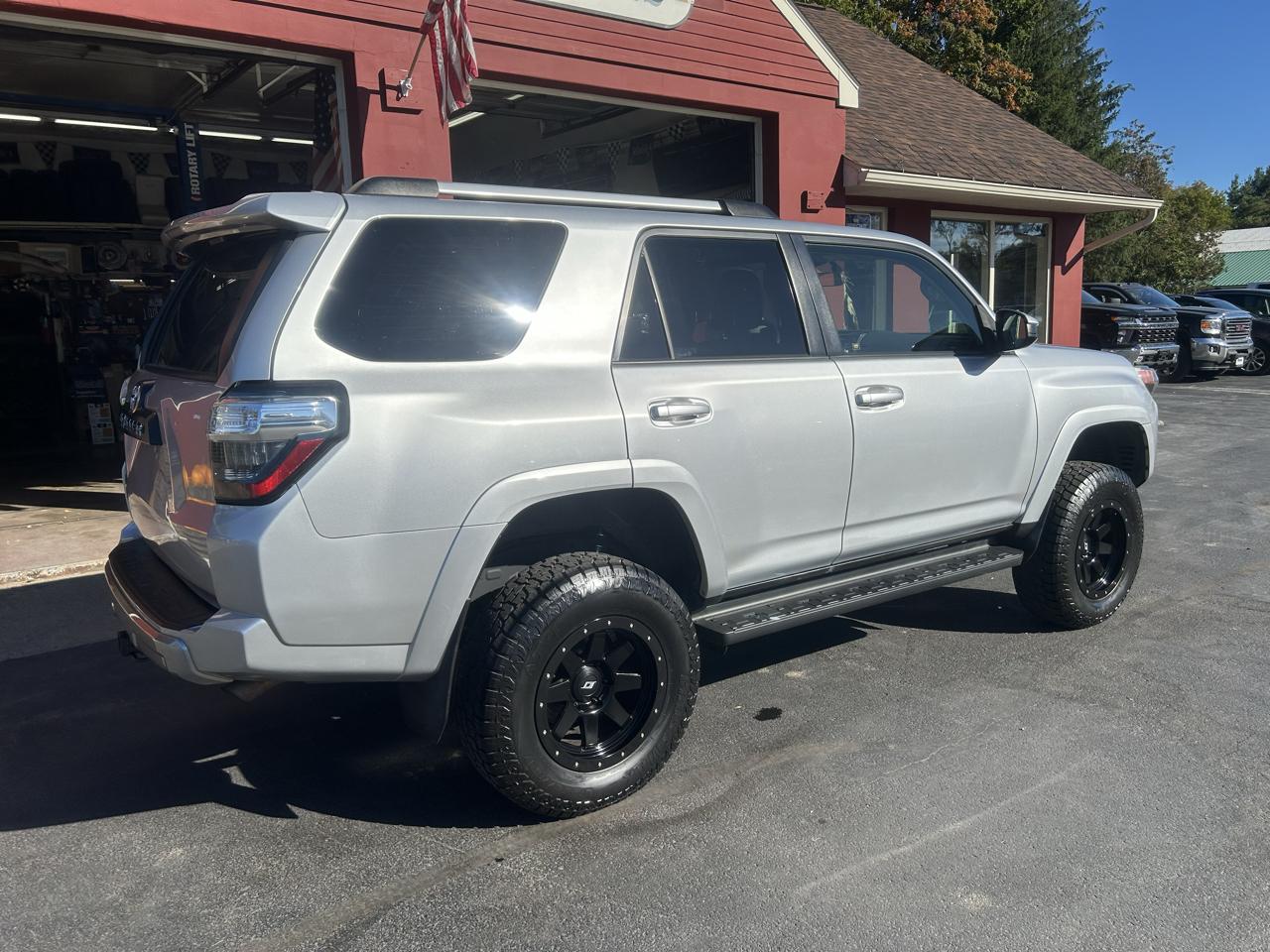 Toyota 4Runner 4WD 4dr V6 Trail Premium (Natl) 2016